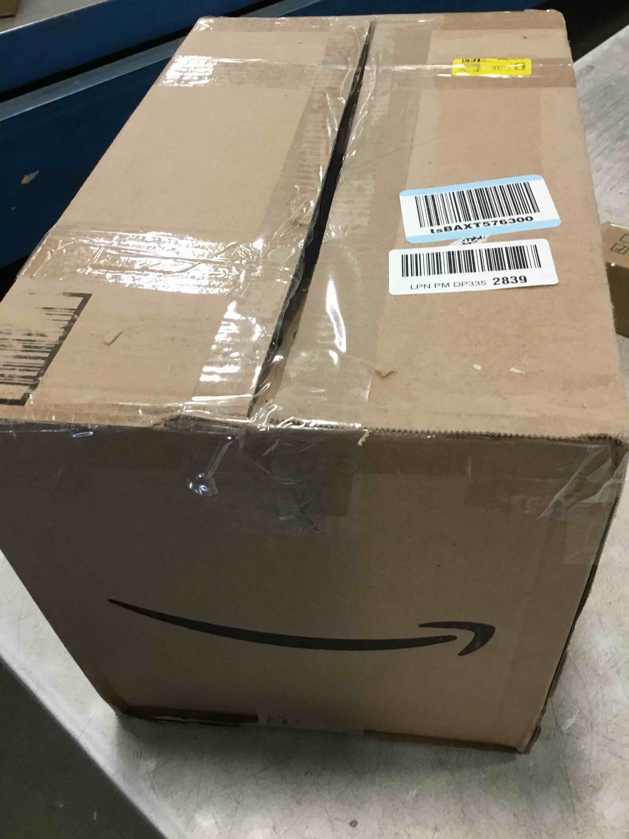 https://s3.amazonaws.com/lotting-images-prod/bidfta/PPE2138886_1741894606016.jpeg