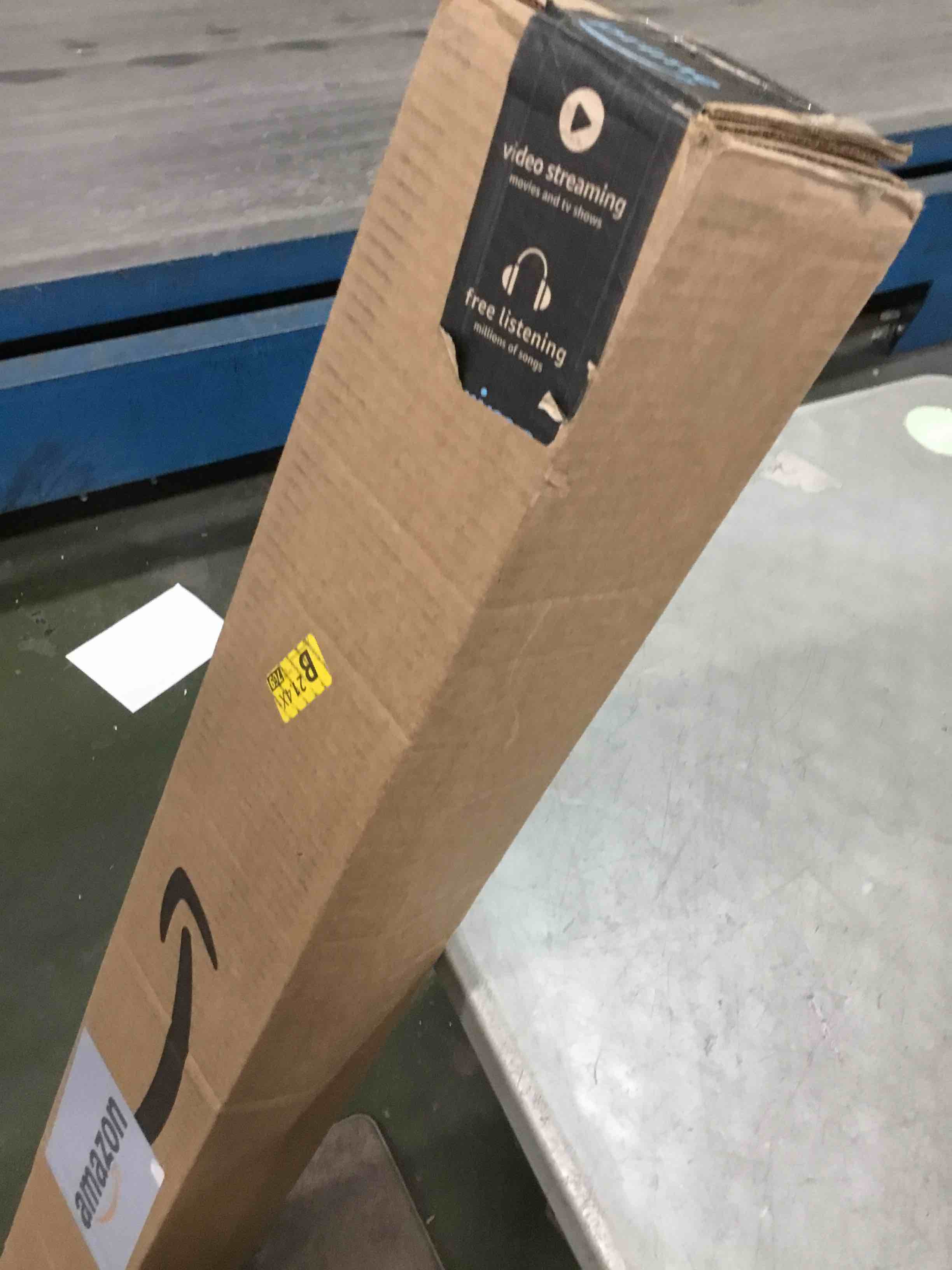 https://s3.amazonaws.com/lotting-images-prod/bidfta/PPE2138922_1741955599640.jpeg