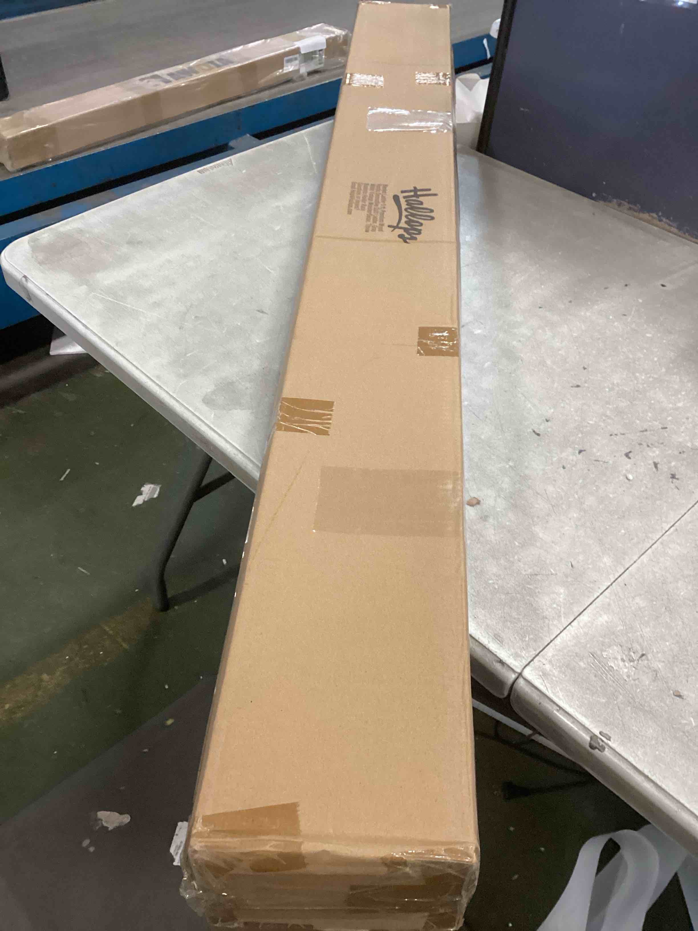 https://s3.amazonaws.com/lotting-images-prod/bidfta/PPE2140621_1741709938500.jpeg
