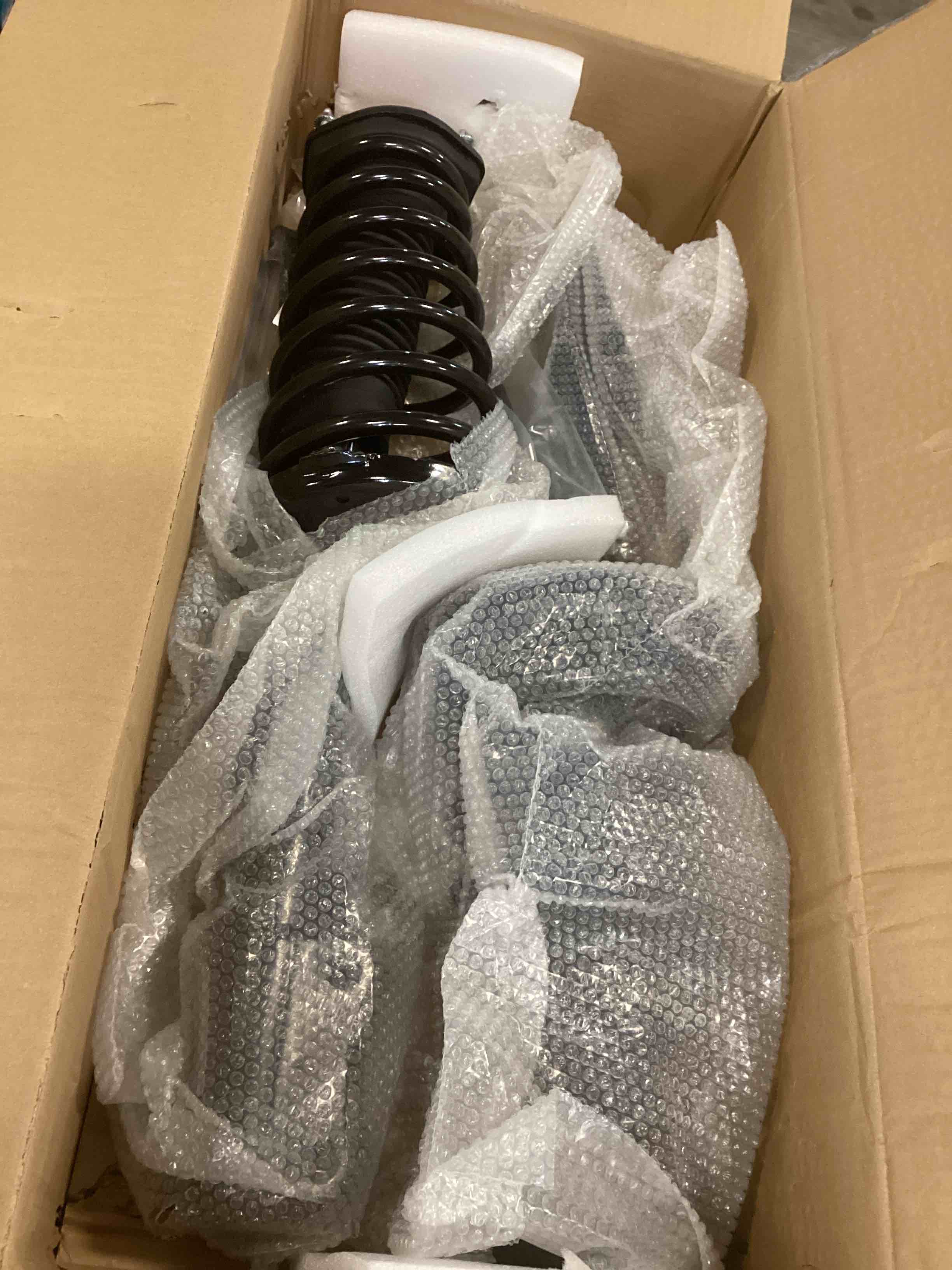 https://s3.amazonaws.com/lotting-images-prod/bidfta/PPE2140681_1741723317972.jpeg