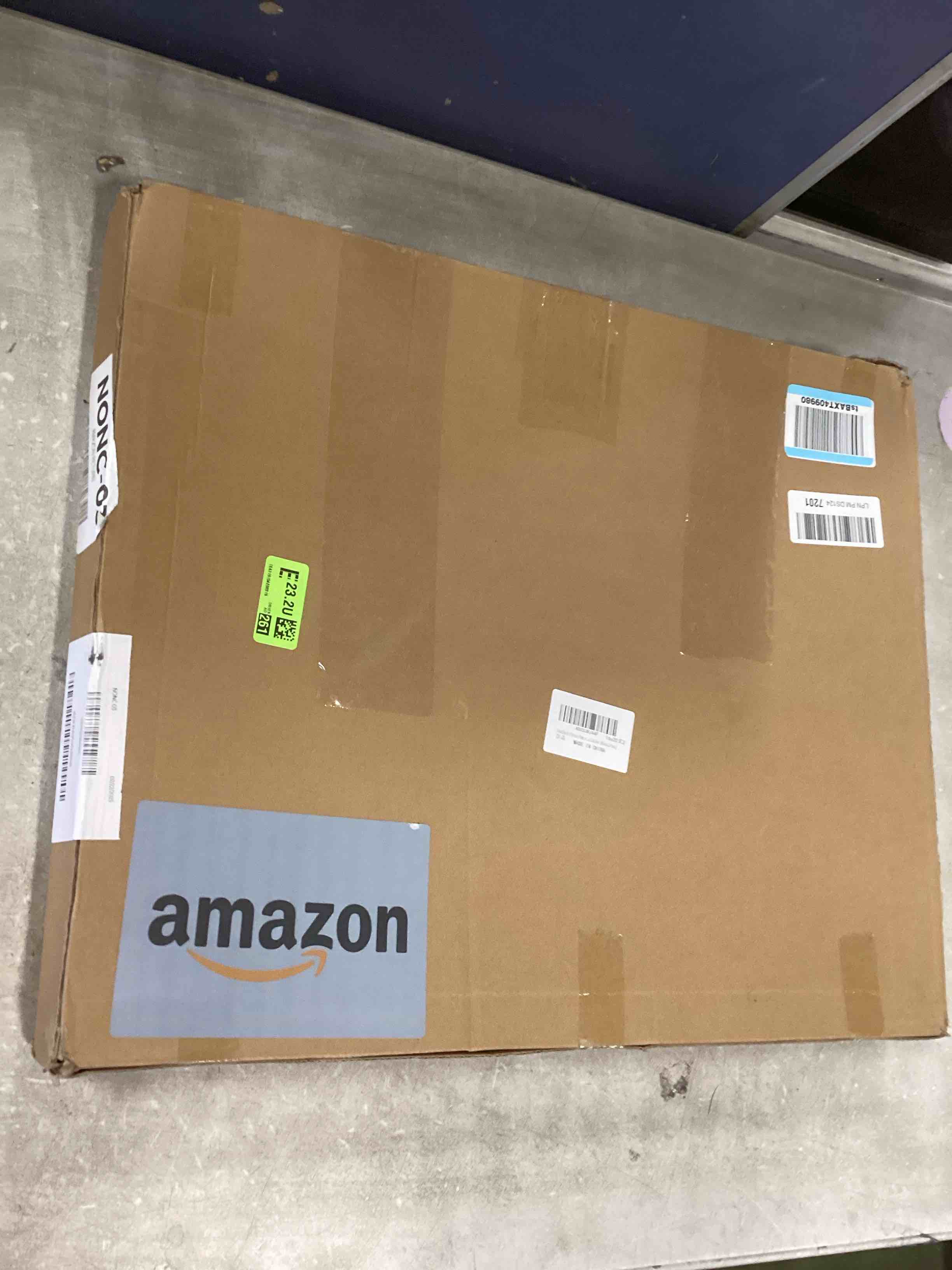 https://s3.amazonaws.com/lotting-images-prod/bidfta/PPE2141252_1741968979585.jpeg