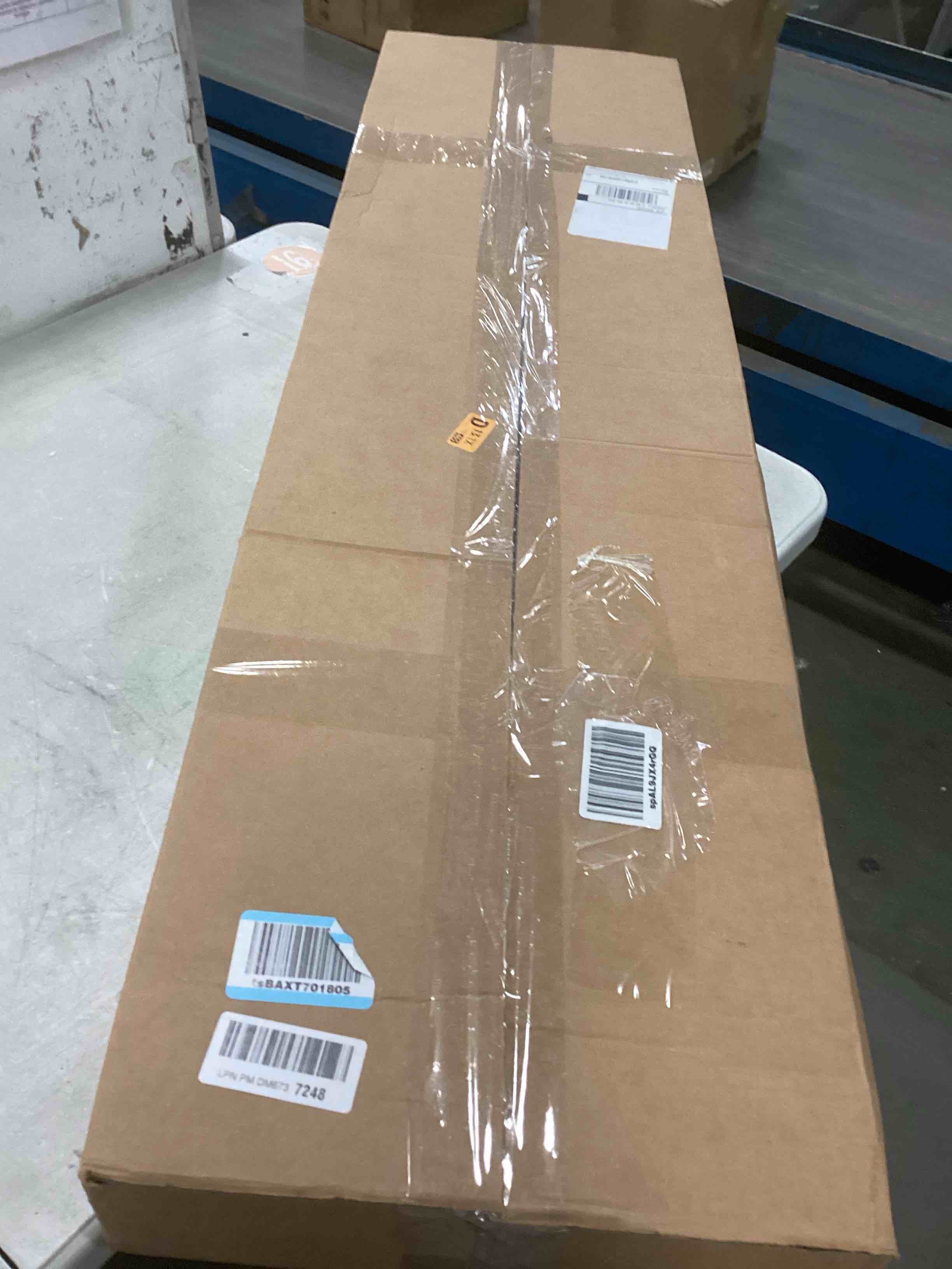https://s3.amazonaws.com/lotting-images-prod/bidfta/PPE2141614_1742302044819.jpeg