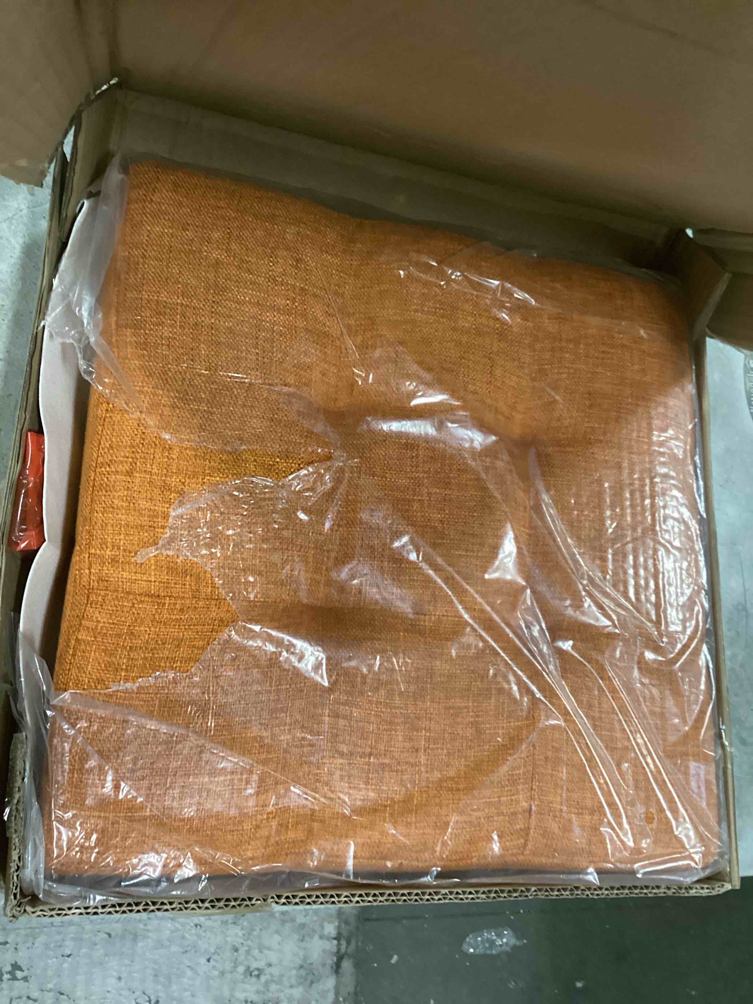 https://s3.amazonaws.com/lotting-images-prod/bidfta/PPE2142131_1742477409968.jpeg