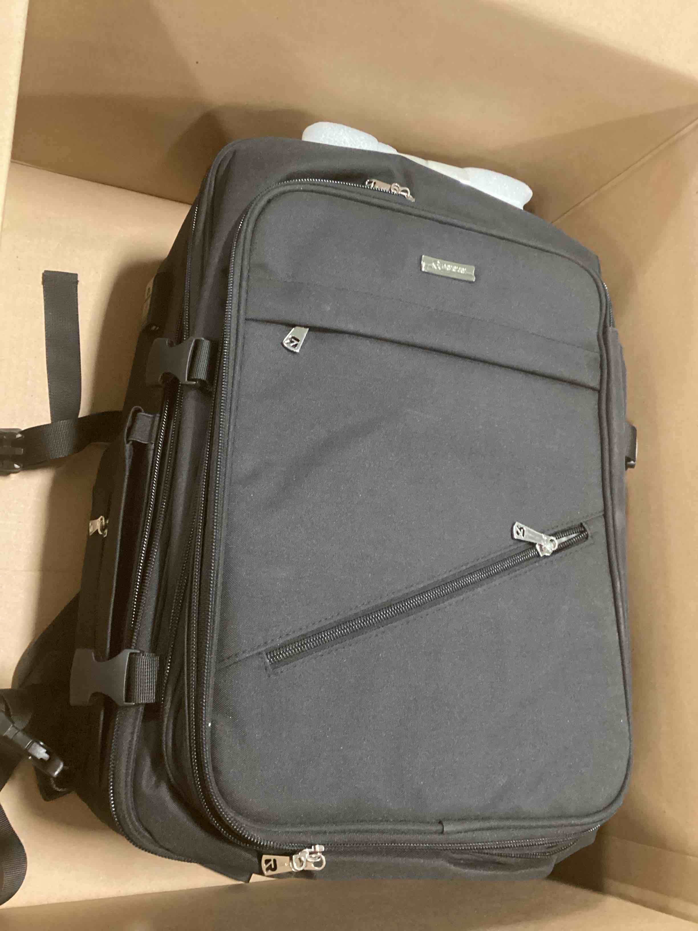 https://s3.amazonaws.com/lotting-images-prod/bidfta/PPE2142353_1742562823901.jpeg