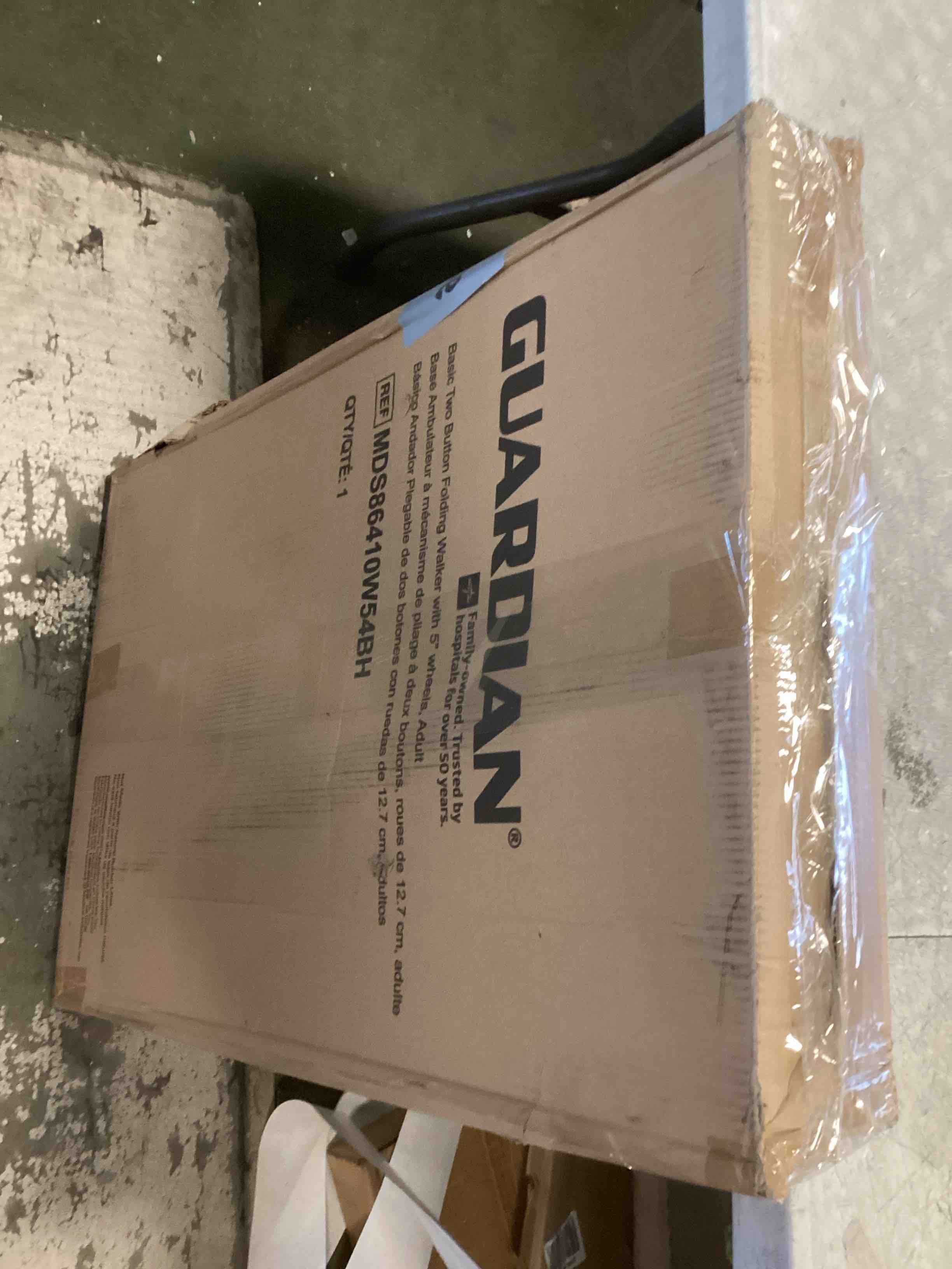 https://s3.amazonaws.com/lotting-images-prod/bidfta/PPE2142771_1742841610199.jpeg