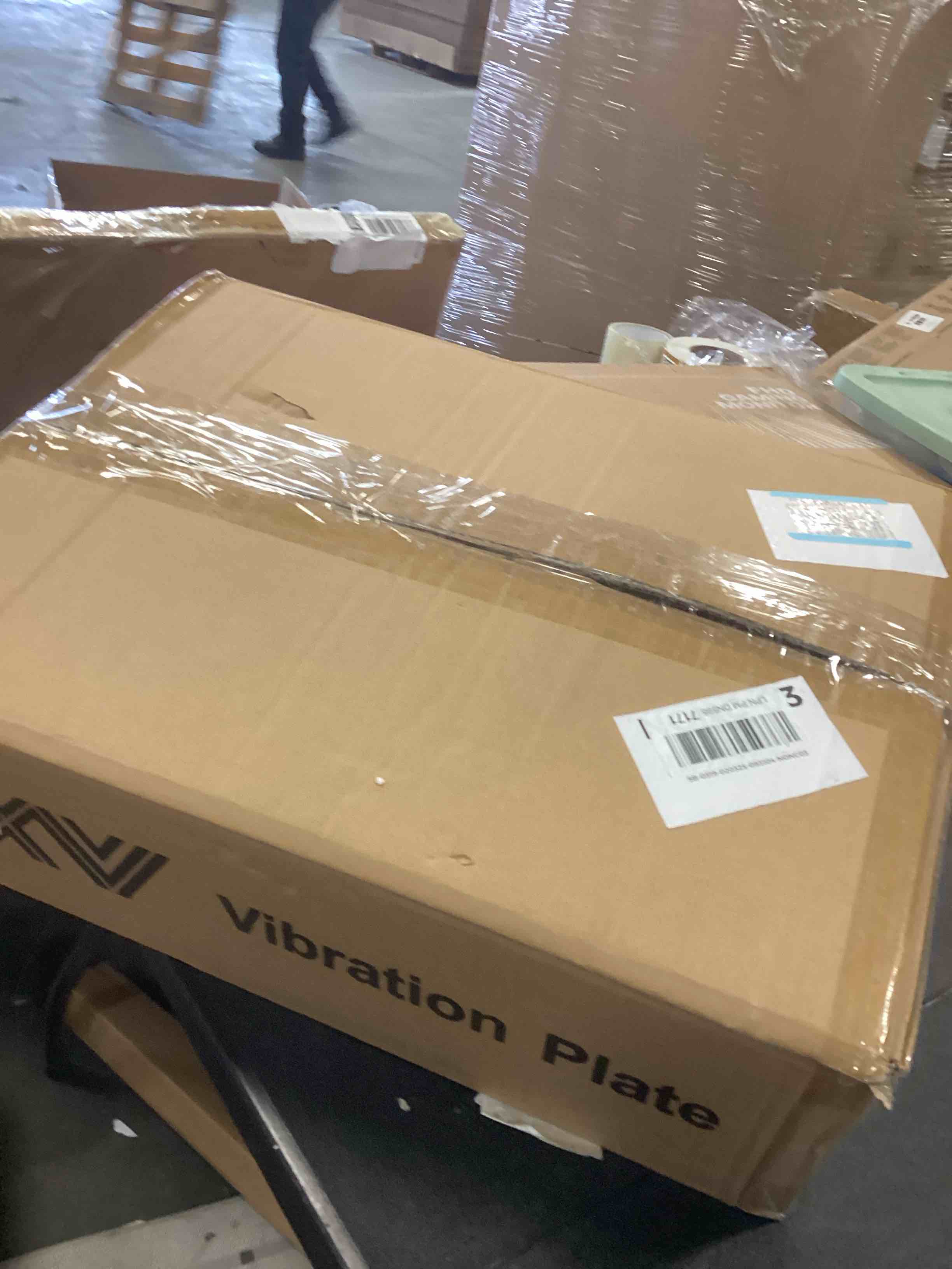https://s3.amazonaws.com/lotting-images-prod/bidfta/PPE2143181_1741115263210.jpeg