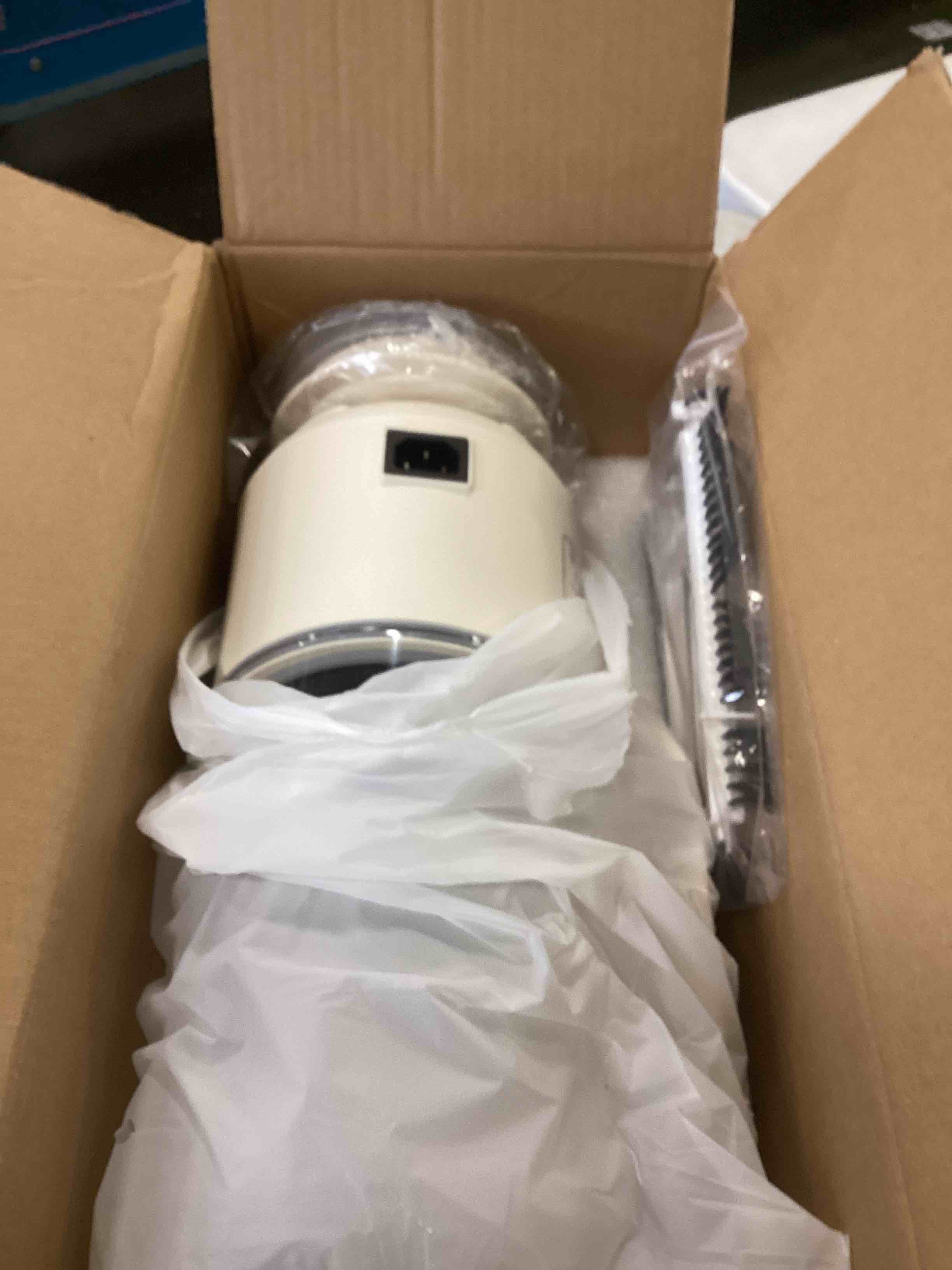 https://s3.amazonaws.com/lotting-images-prod/bidfta/PPE2143284_1741190769578.jpeg
