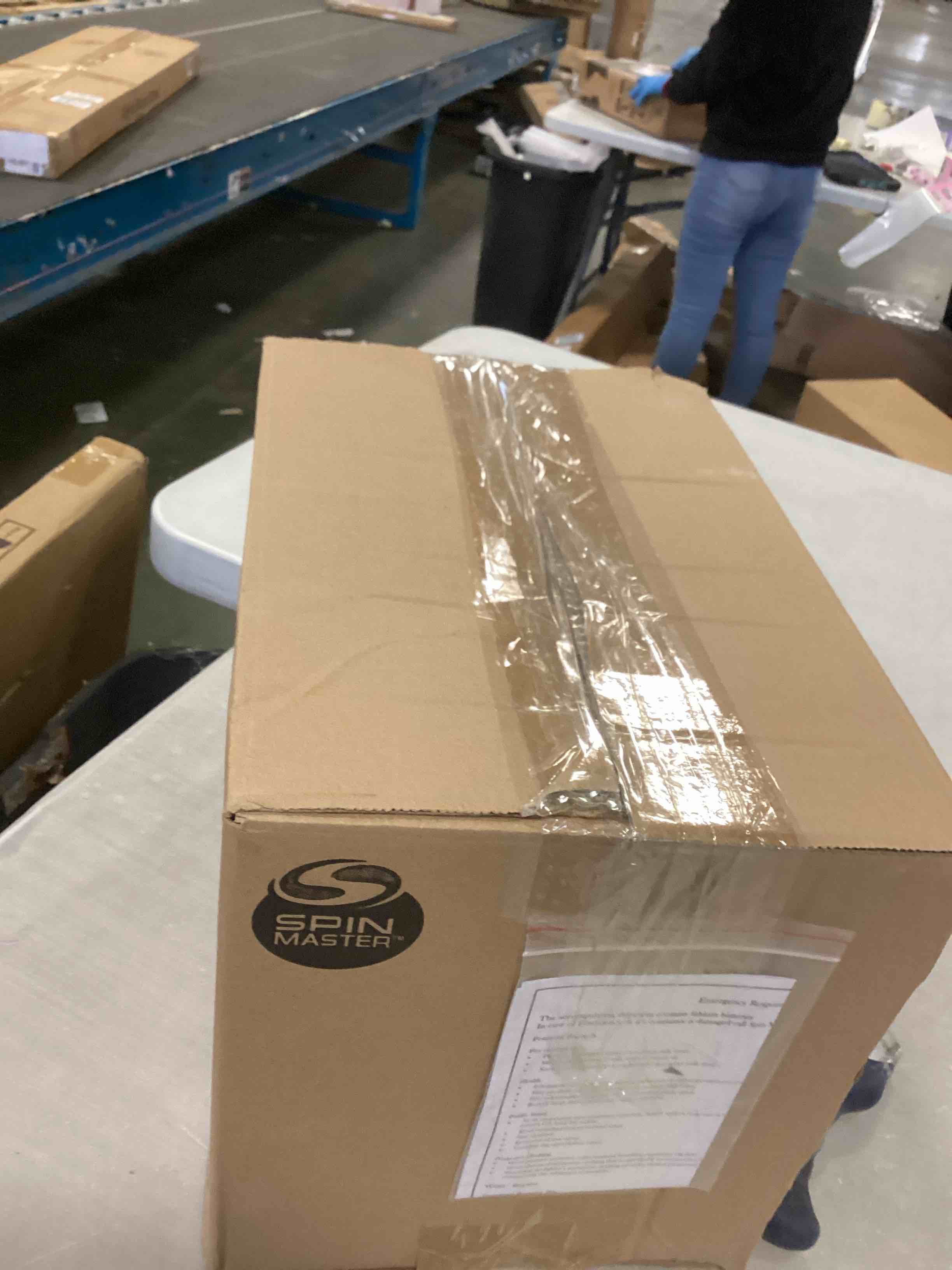 https://s3.amazonaws.com/lotting-images-prod/bidfta/PPE2143360_1741198286822.jpeg