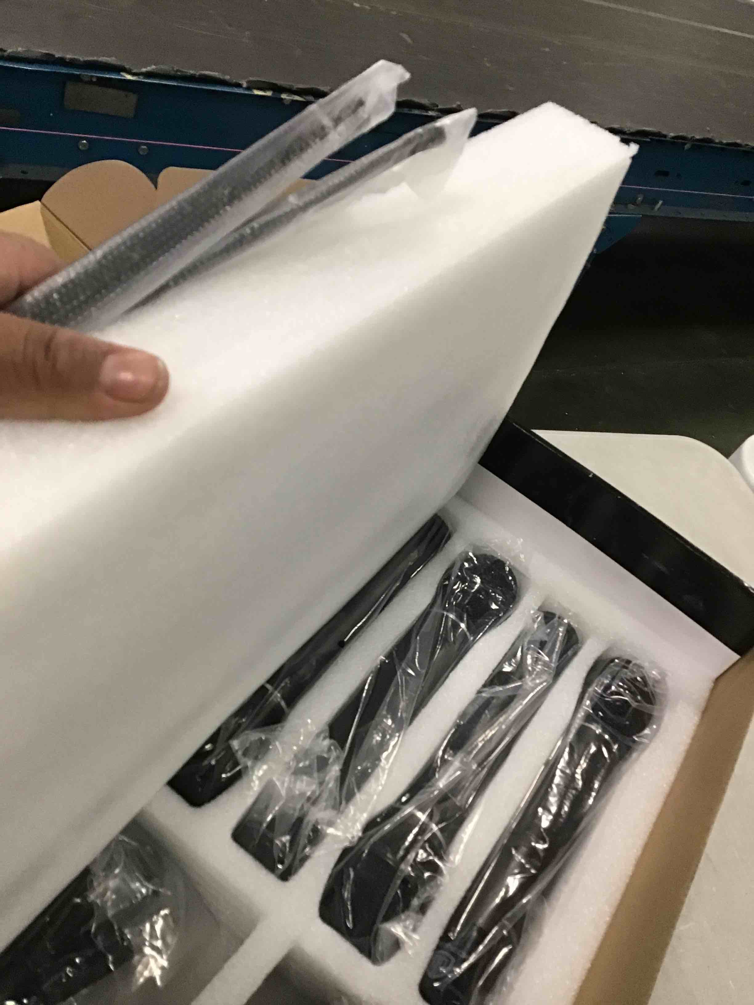 https://s3.amazonaws.com/lotting-images-prod/bidfta/PPE2143443_1741209595678.jpeg