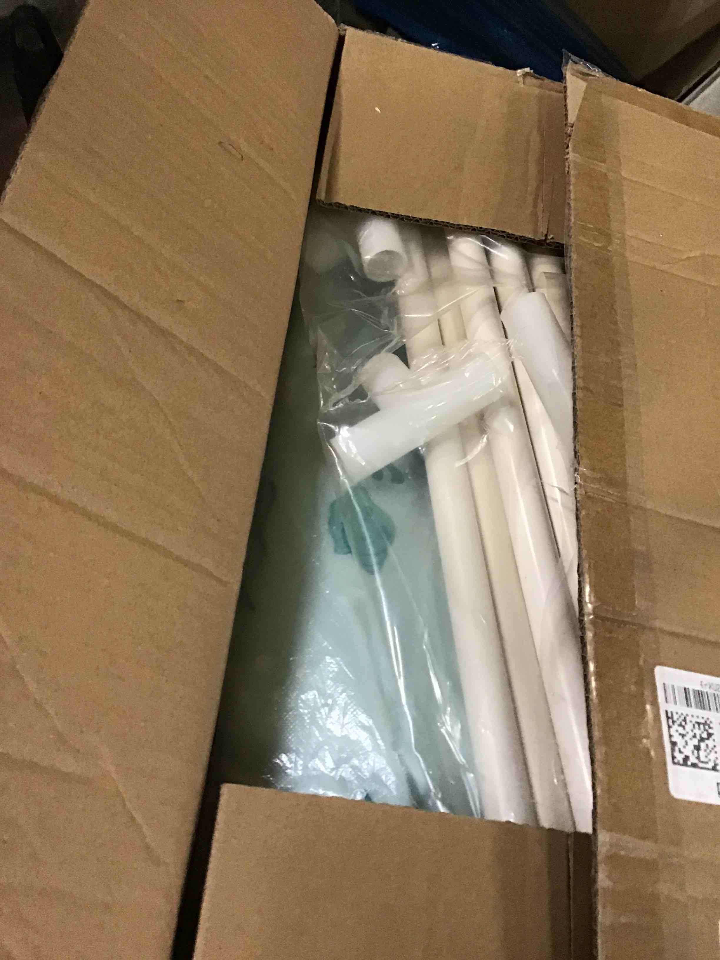 https://s3.amazonaws.com/lotting-images-prod/bidfta/PPE2143868_1741619064982.jpeg