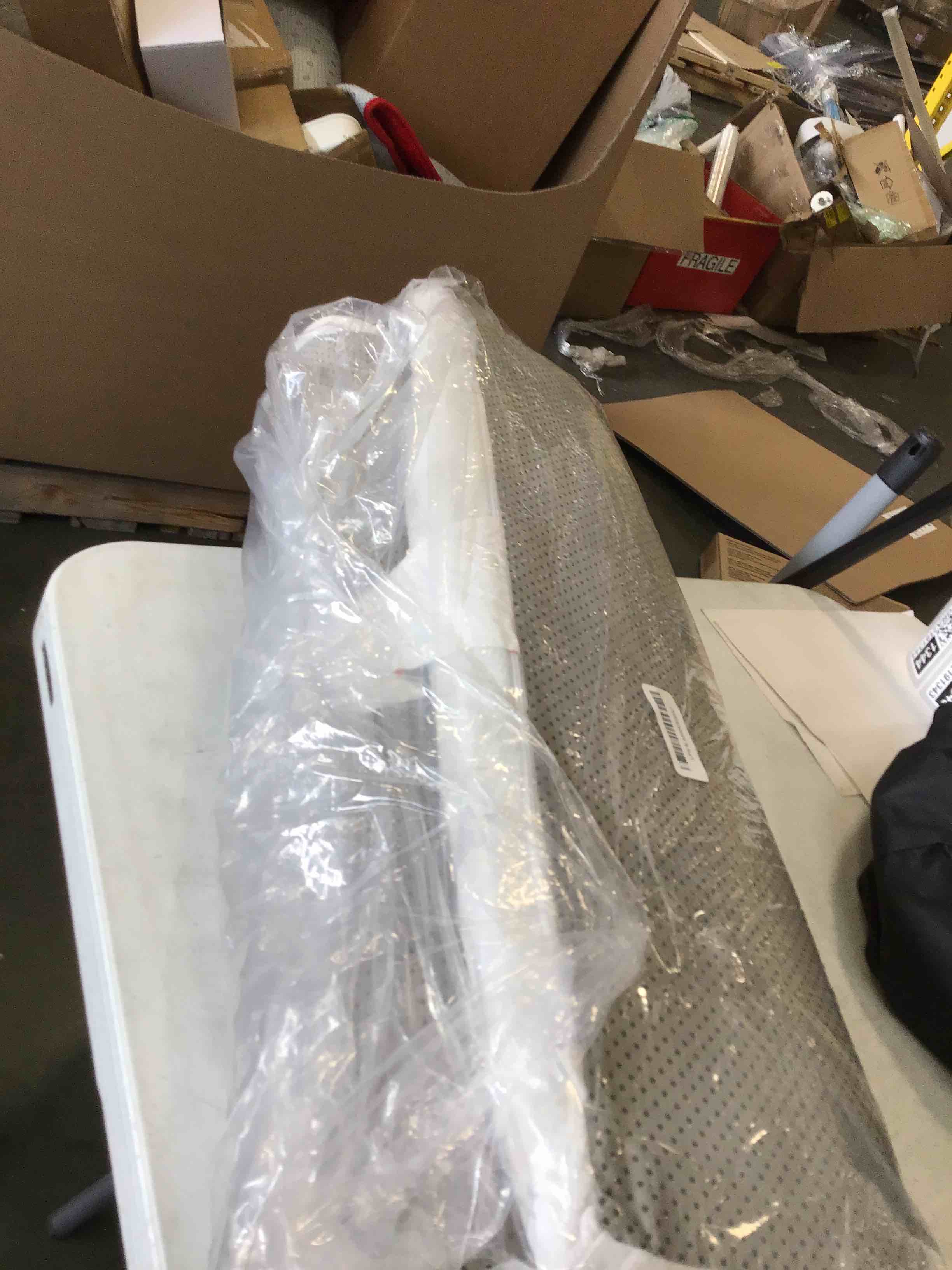 https://s3.amazonaws.com/lotting-images-prod/bidfta/PPE2144279_1741801091548.jpeg
