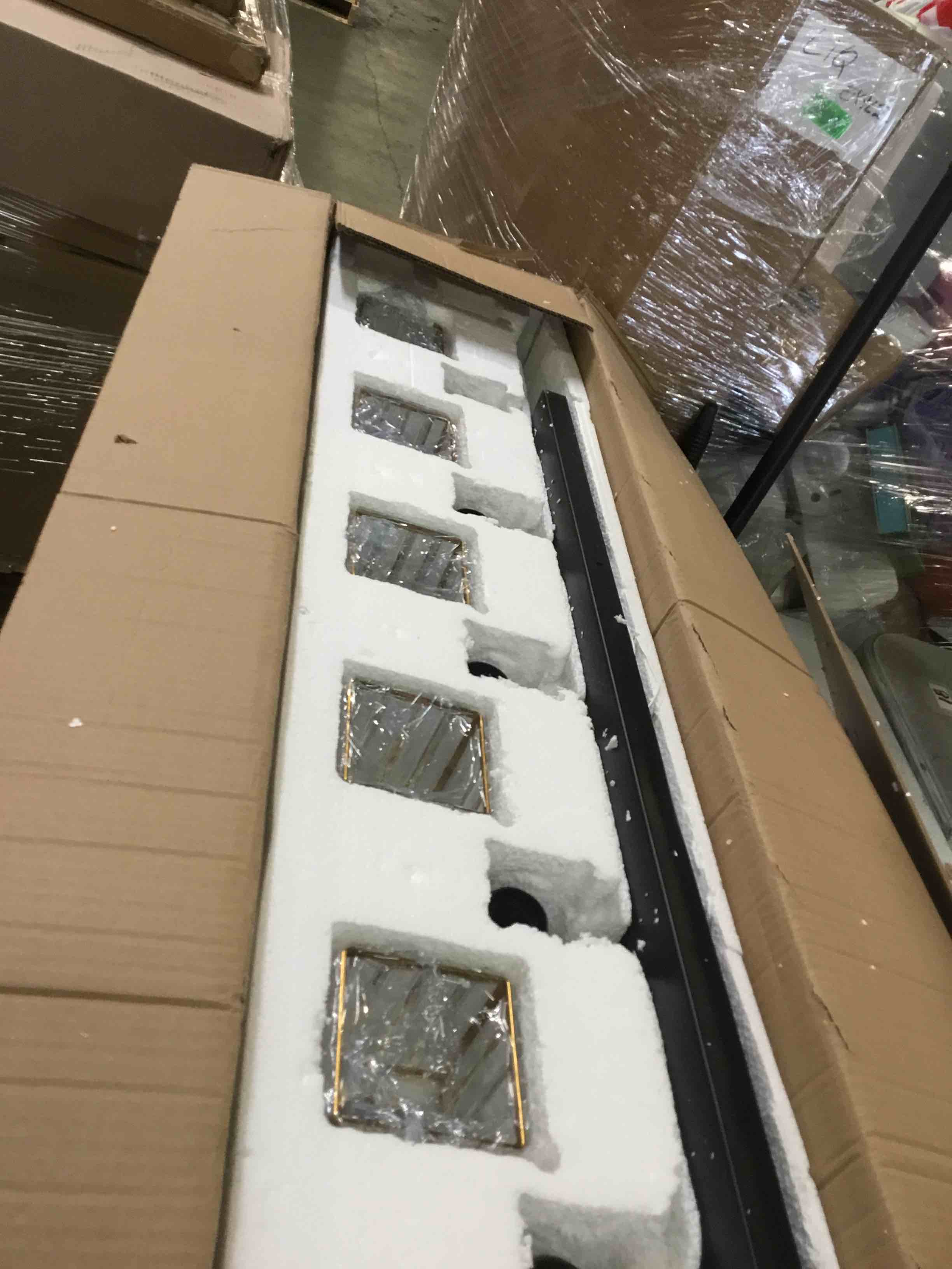 https://s3.amazonaws.com/lotting-images-prod/bidfta/PPE2144389_1741881532812.jpeg