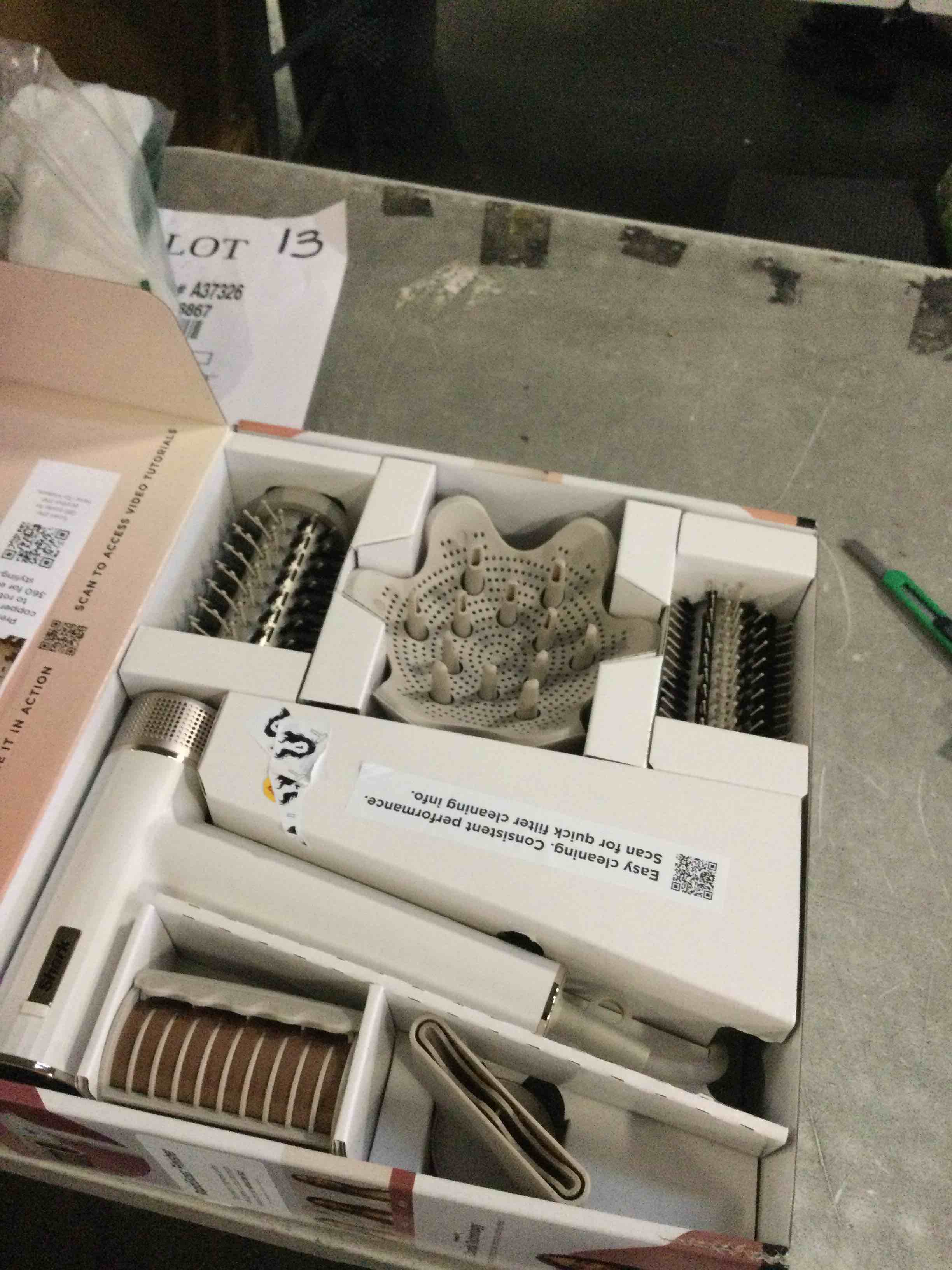 https://s3.amazonaws.com/lotting-images-prod/bidfta/PPE2145024_1742477103861.jpeg