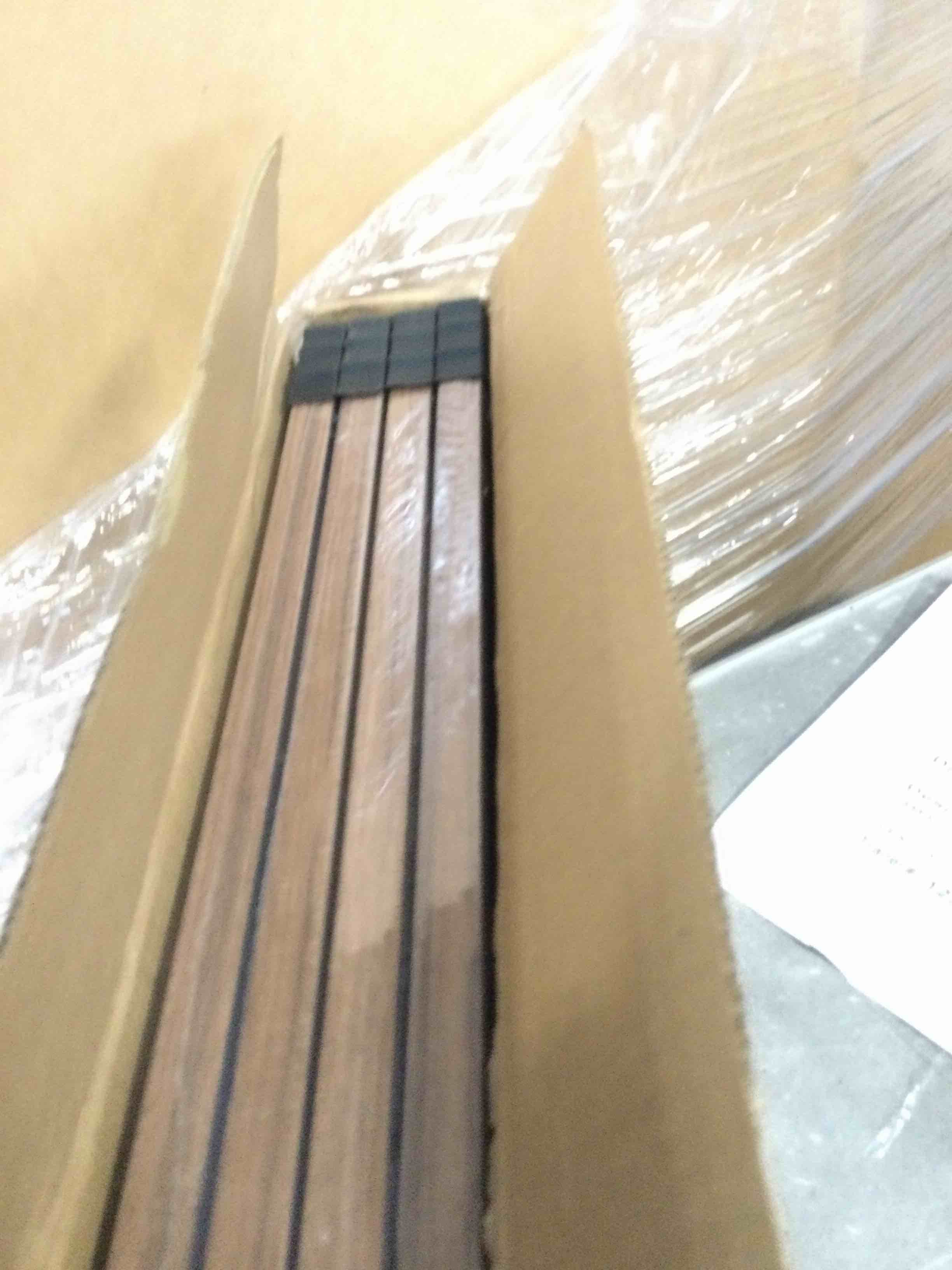 https://s3.amazonaws.com/lotting-images-prod/bidfta/PPE2145132_1742497531856.jpeg