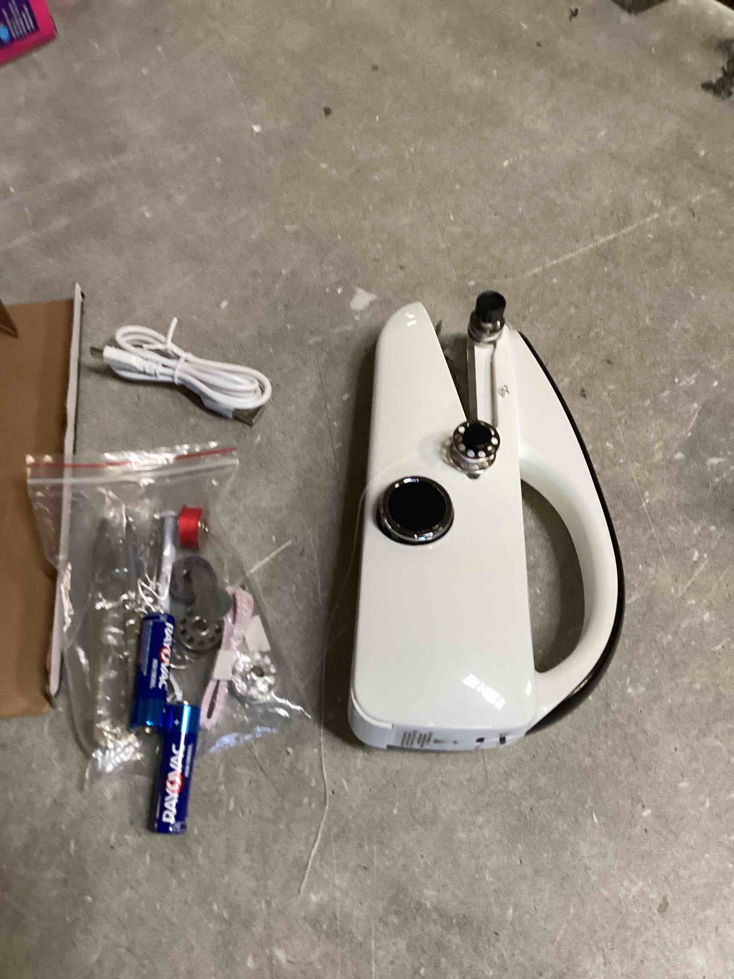 https://s3.amazonaws.com/lotting-images-prod/bidfta/PPE2145416_1742826699269.jpeg