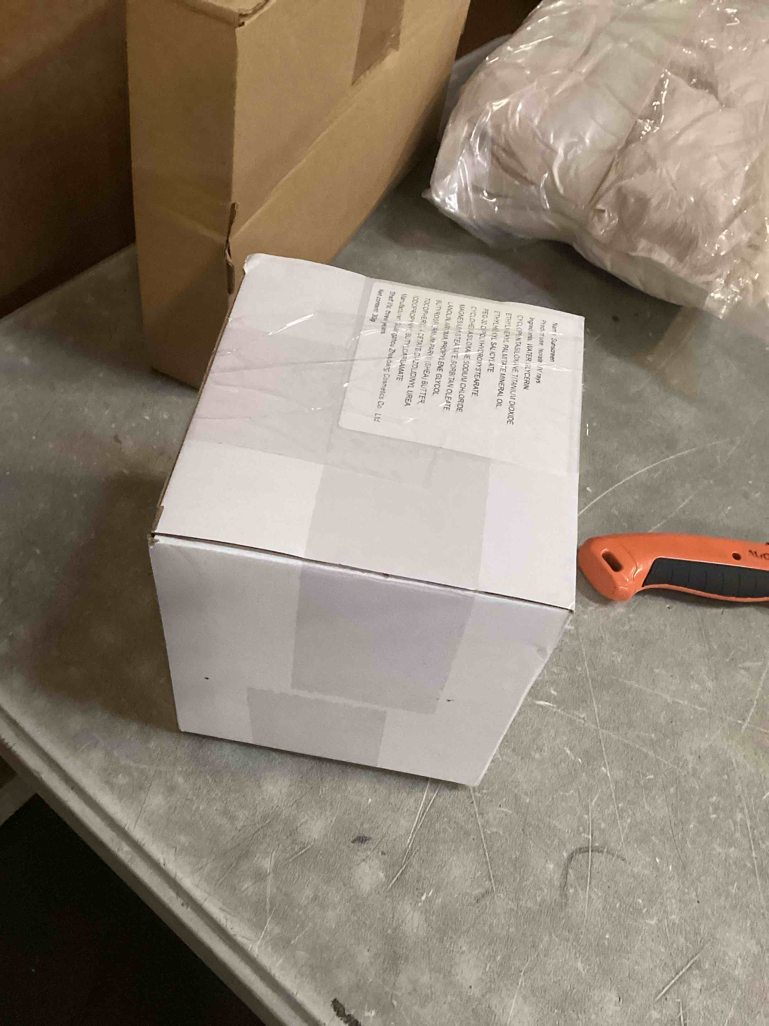 https://s3.amazonaws.com/lotting-images-prod/bidfta/PPE2145901_1743009100524.jpeg