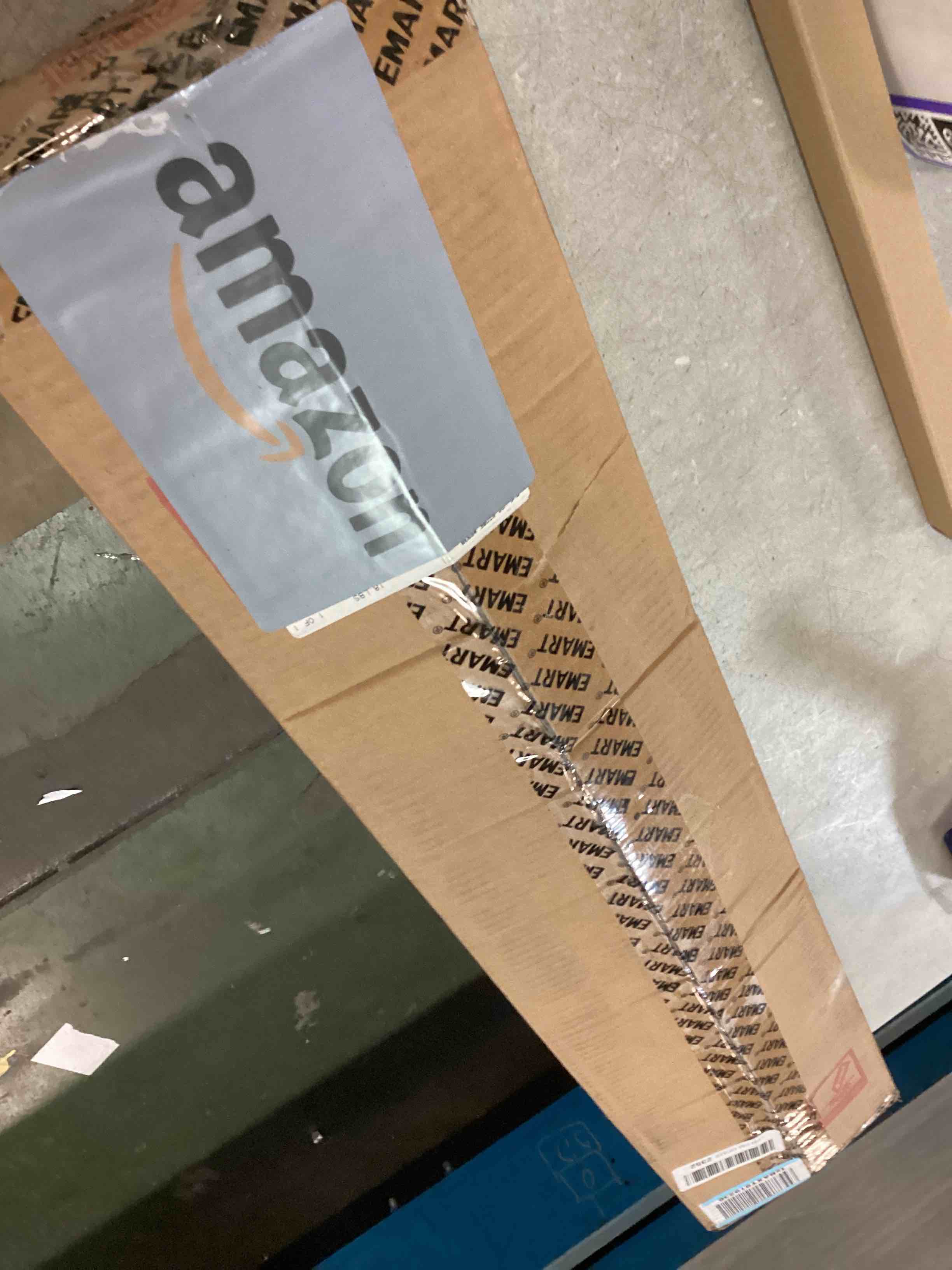 https://s3.amazonaws.com/lotting-images-prod/bidfta/PPE2146180_1740575949493.jpeg