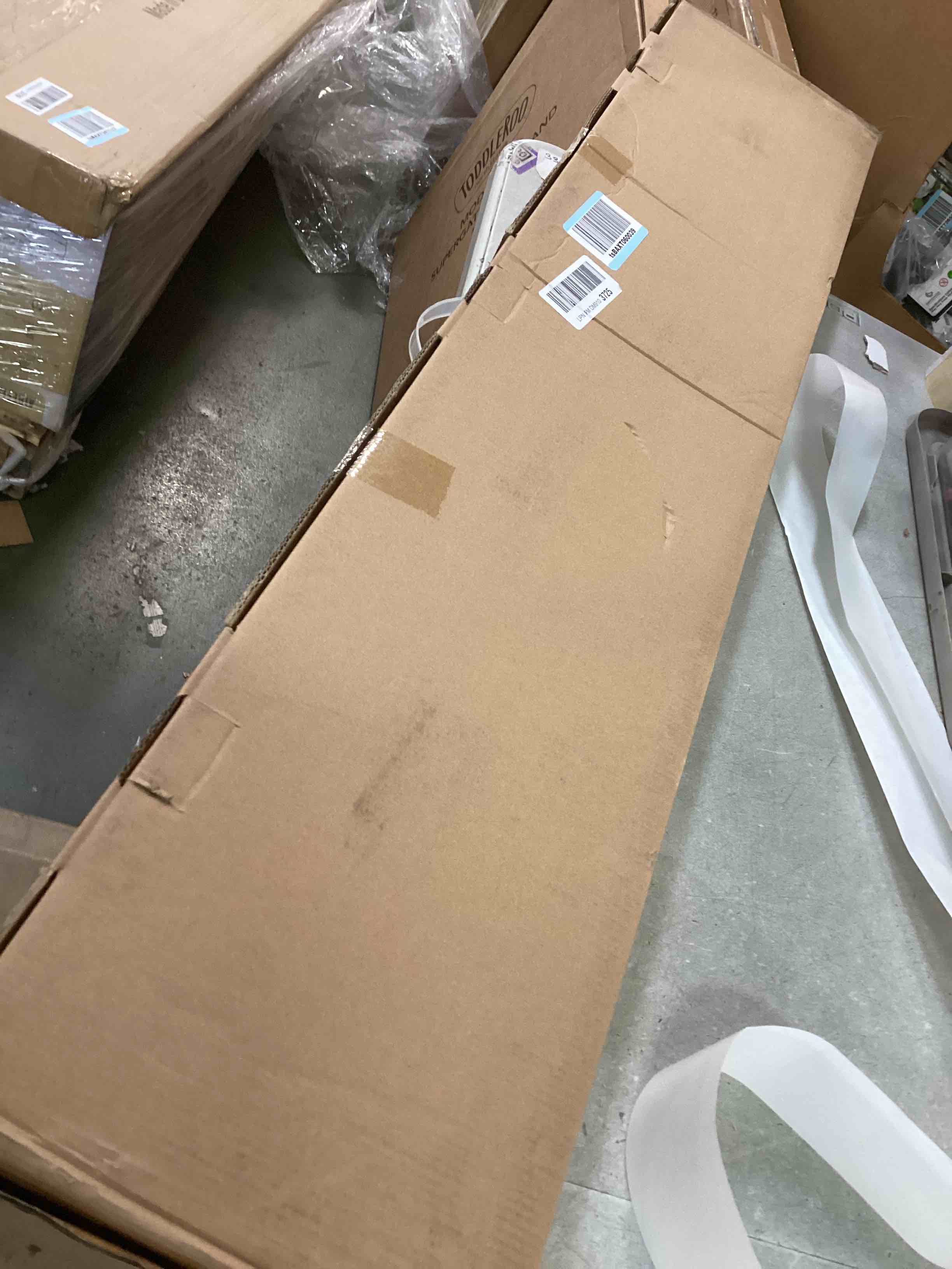 https://s3.amazonaws.com/lotting-images-prod/bidfta/PPE2146211_1740578965647.jpeg