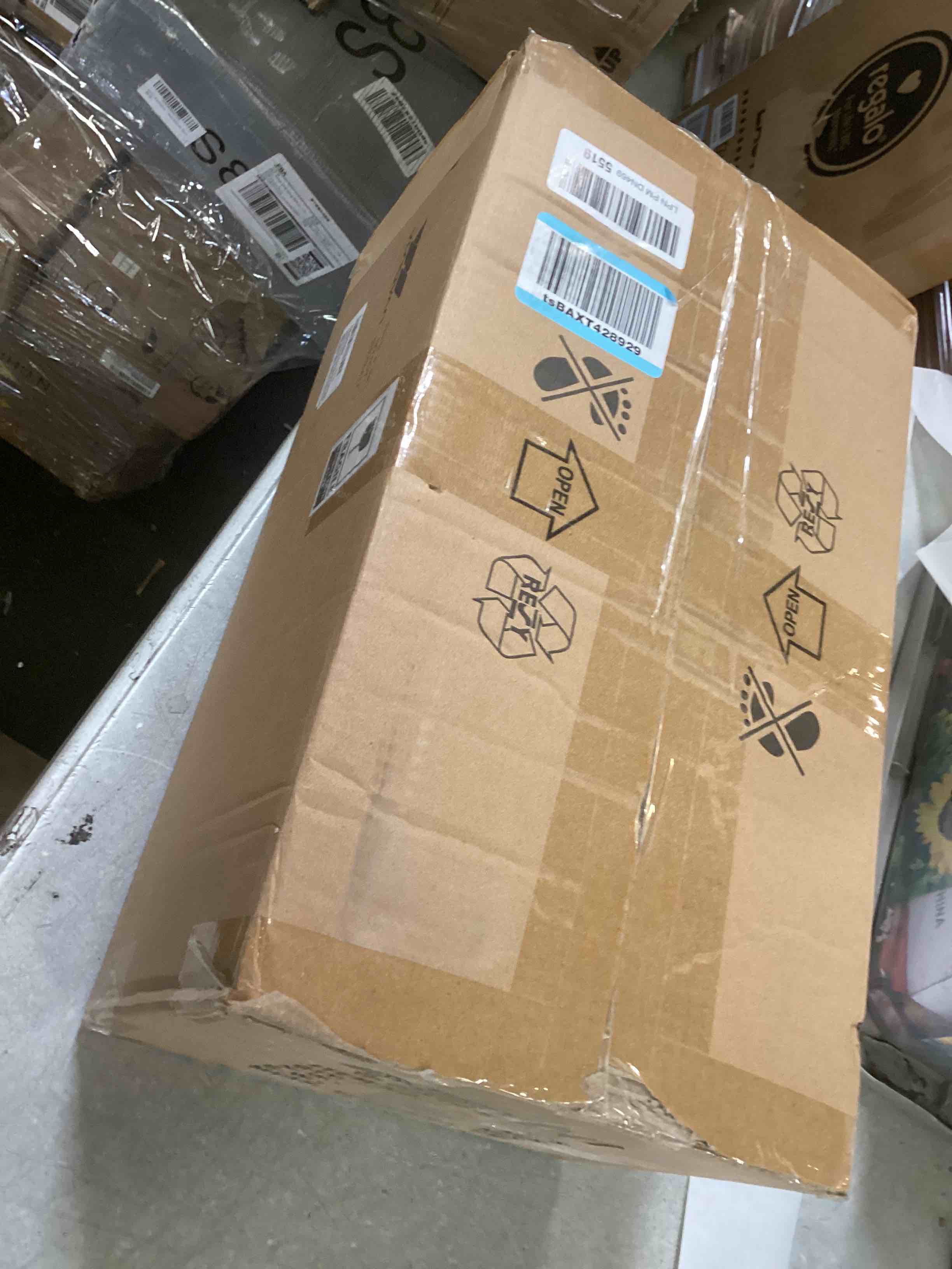 https://s3.amazonaws.com/lotting-images-prod/bidfta/PPE2146337_1740594327397.jpeg