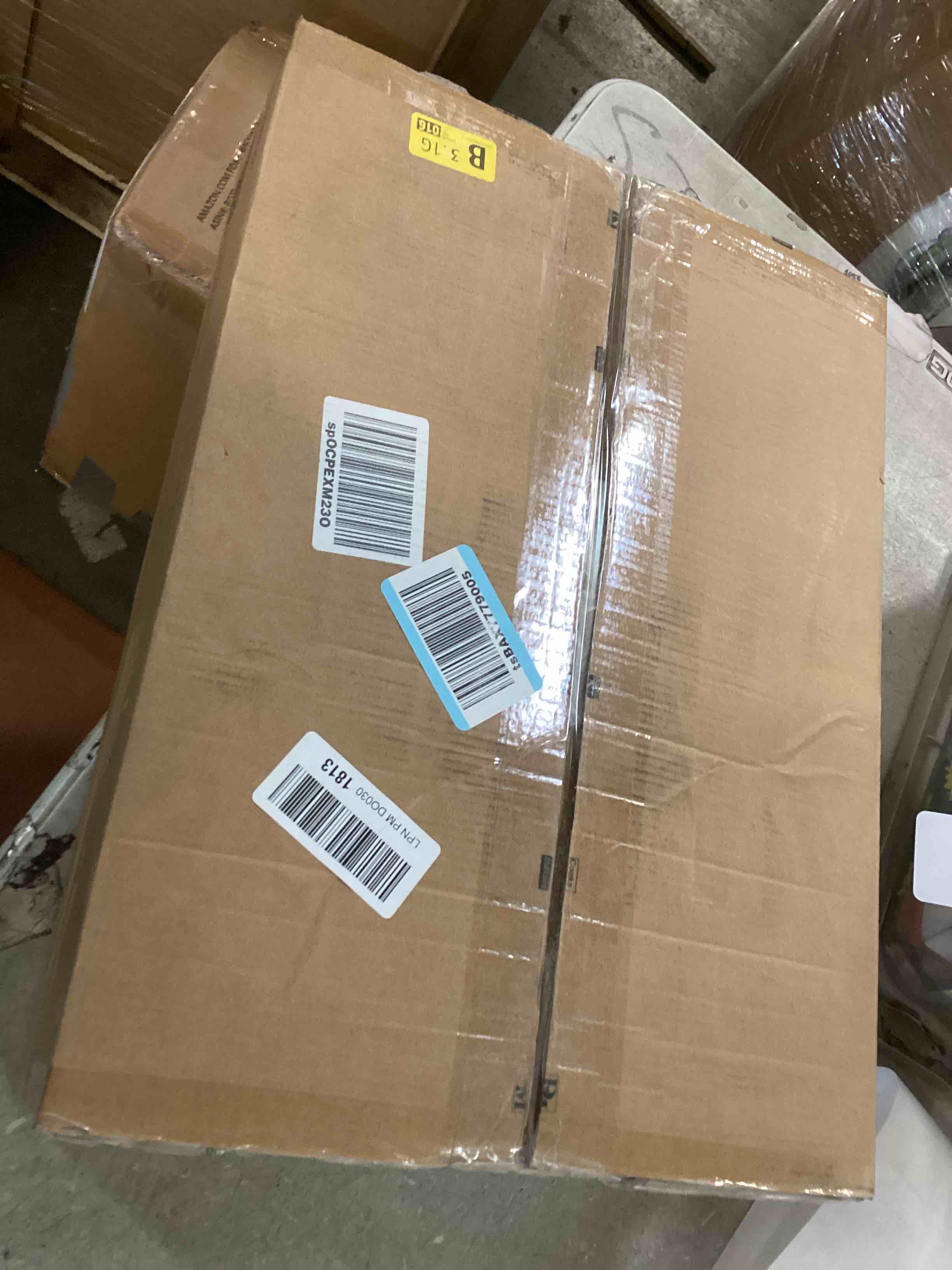 https://s3.amazonaws.com/lotting-images-prod/bidfta/PPE2146701_1740749875603.jpeg