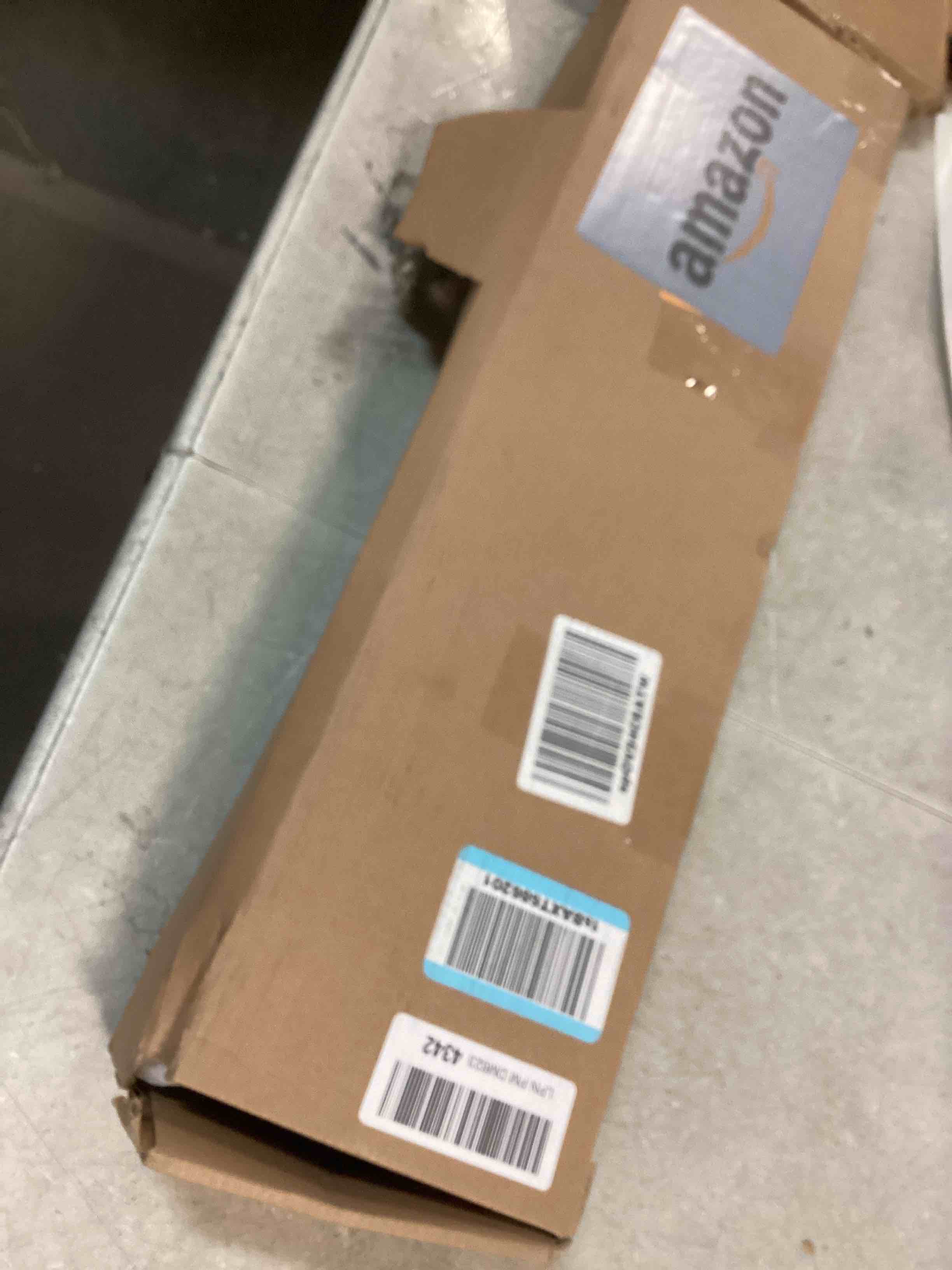 https://s3.amazonaws.com/lotting-images-prod/bidfta/PPE2147270_1741097900164.jpeg