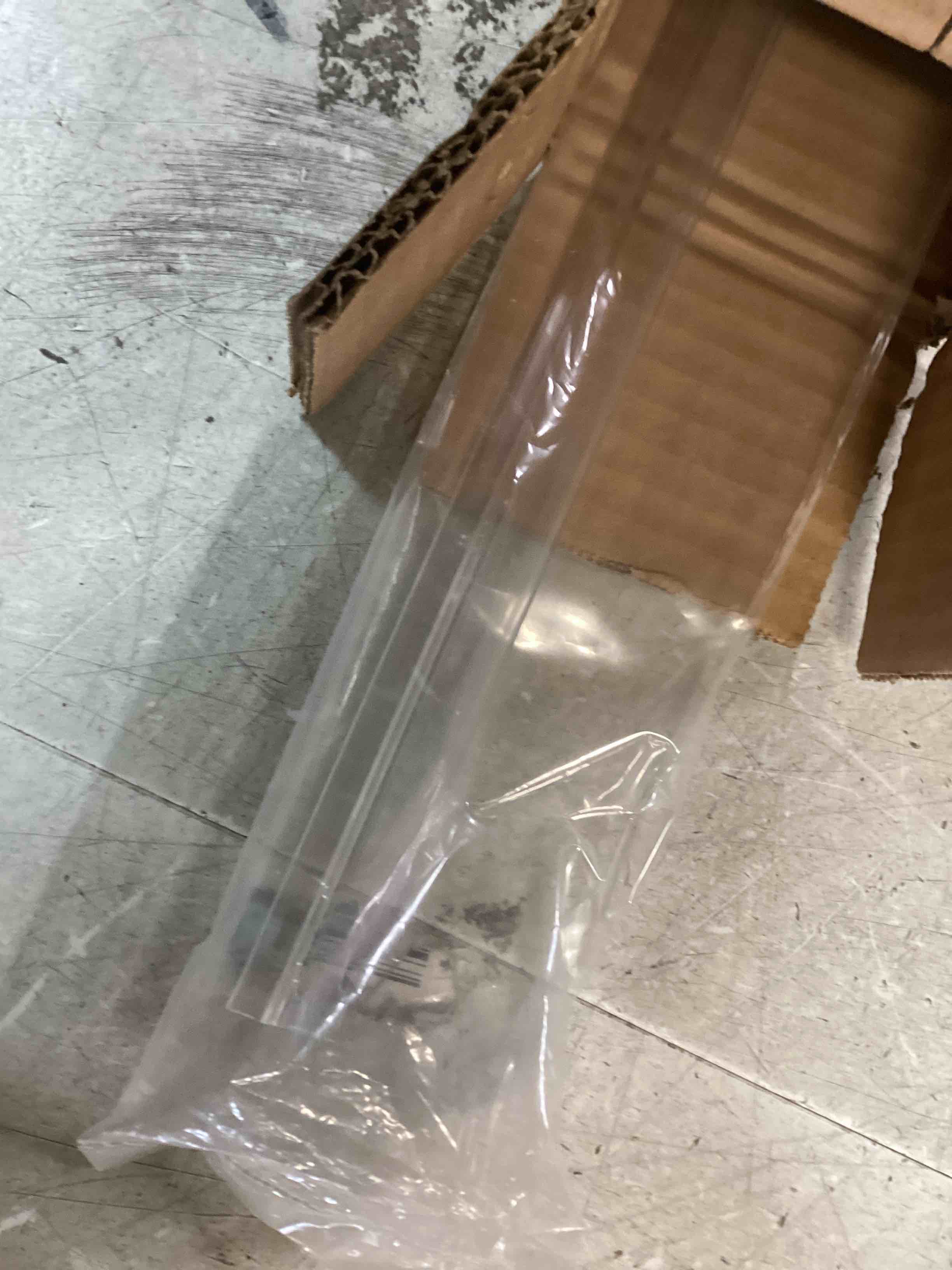 https://s3.amazonaws.com/lotting-images-prod/bidfta/PPE2147334_1741105613596.jpeg