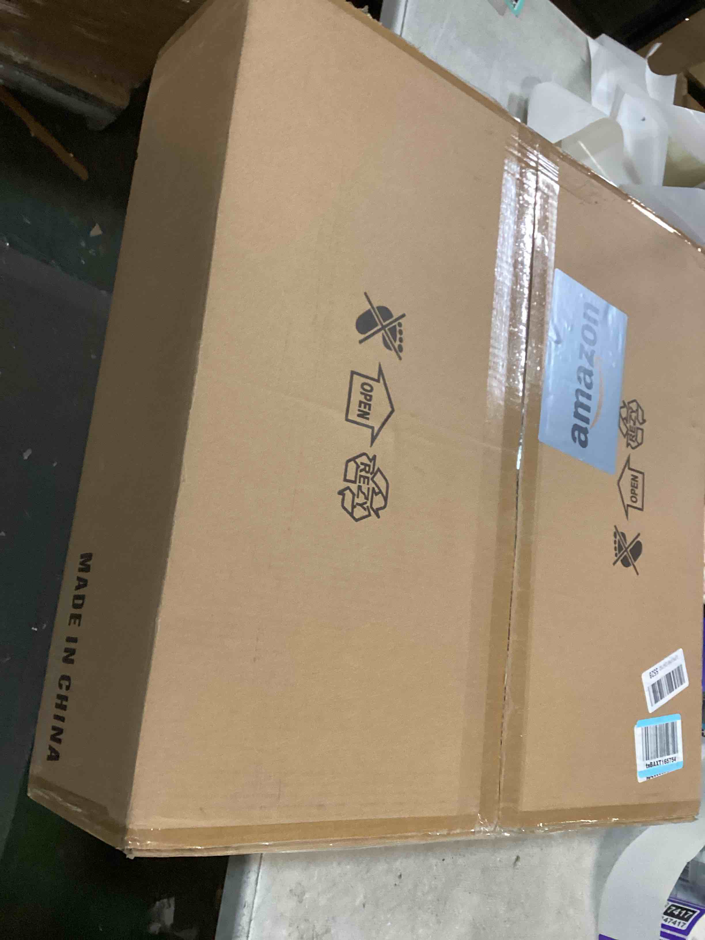 https://s3.amazonaws.com/lotting-images-prod/bidfta/PPE2147409_1741116674565.jpeg