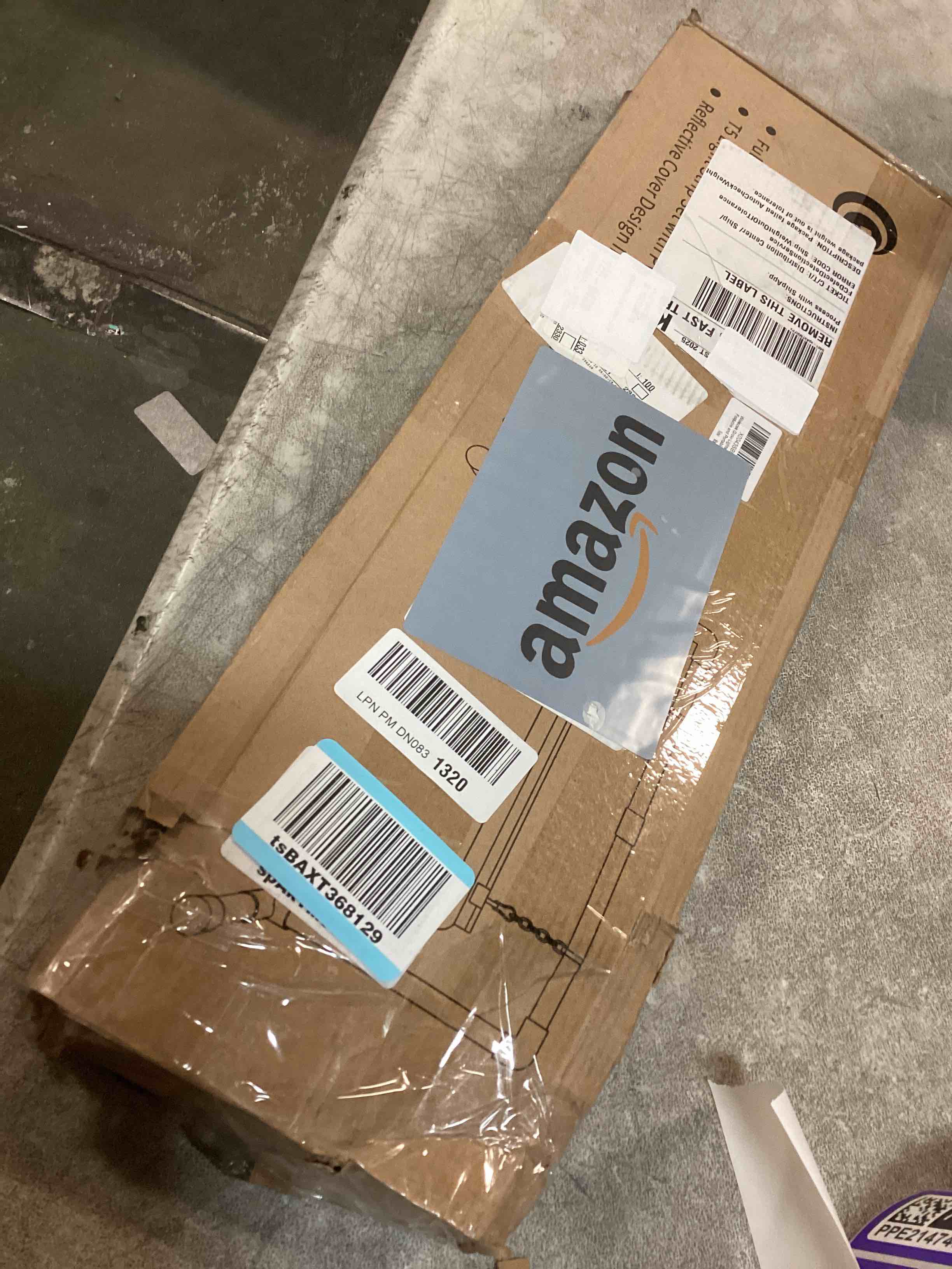 https://s3.amazonaws.com/lotting-images-prod/bidfta/PPE2147459_1741180274067.jpeg