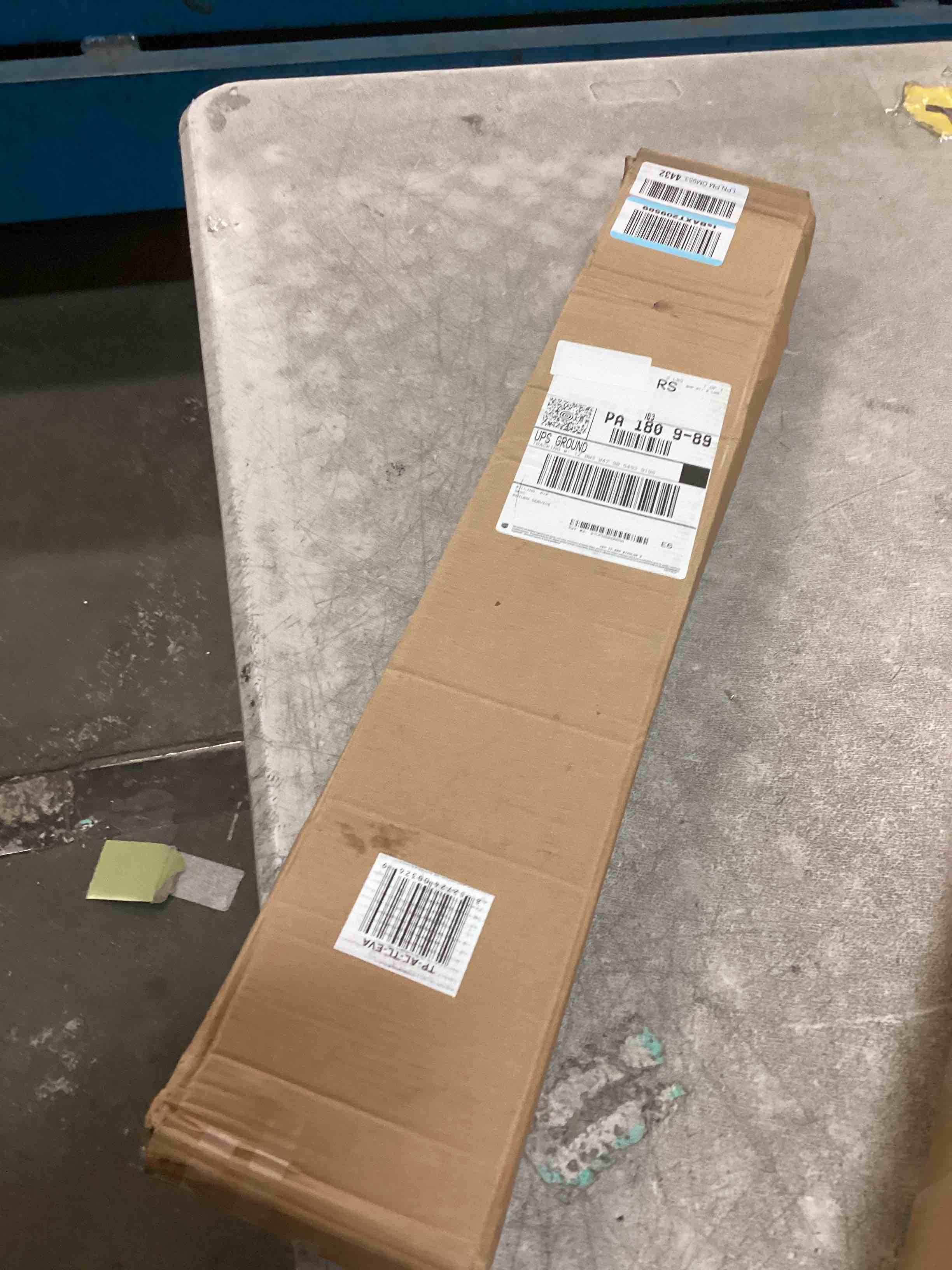 https://s3.amazonaws.com/lotting-images-prod/bidfta/PPE2147472_1741181389240.jpeg