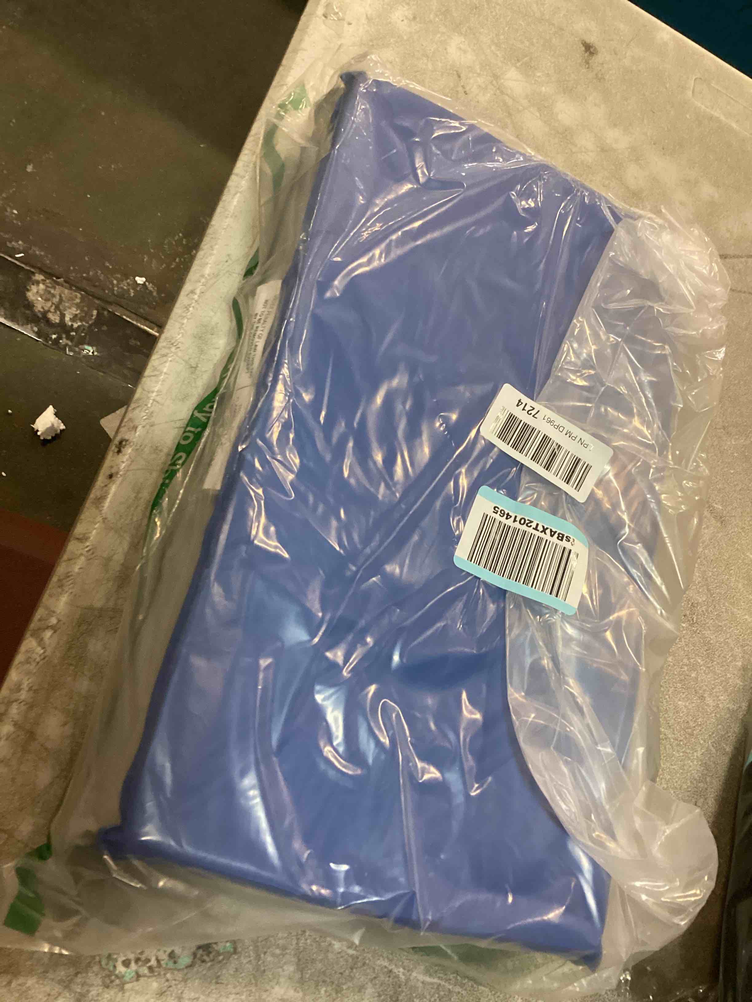 https://s3.amazonaws.com/lotting-images-prod/bidfta/PPE2147569_1741191715577.jpeg