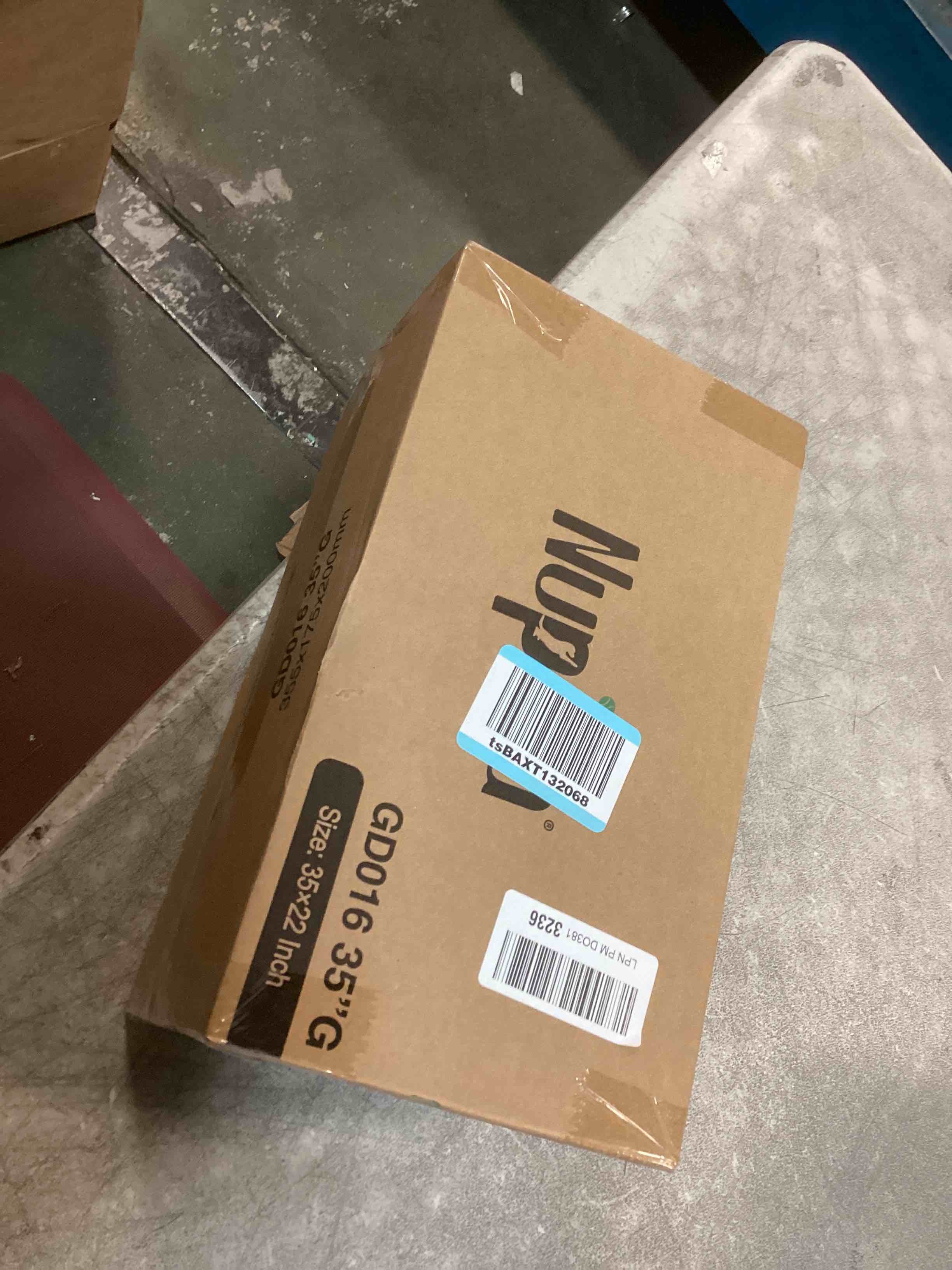 https://s3.amazonaws.com/lotting-images-prod/bidfta/PPE2147630_1741200304202.jpeg