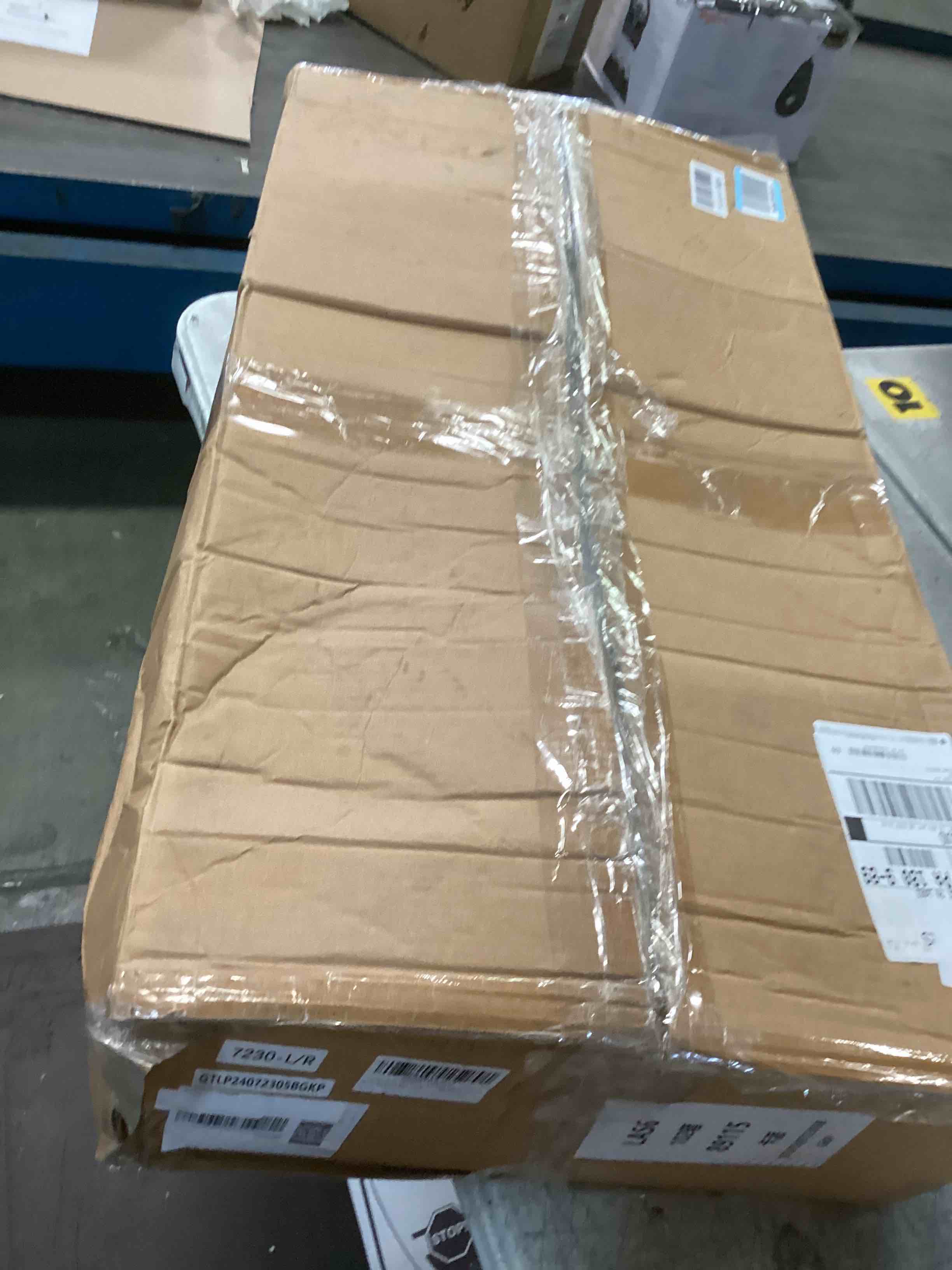 https://s3.amazonaws.com/lotting-images-prod/bidfta/PPE2148041_1741368044148.jpeg