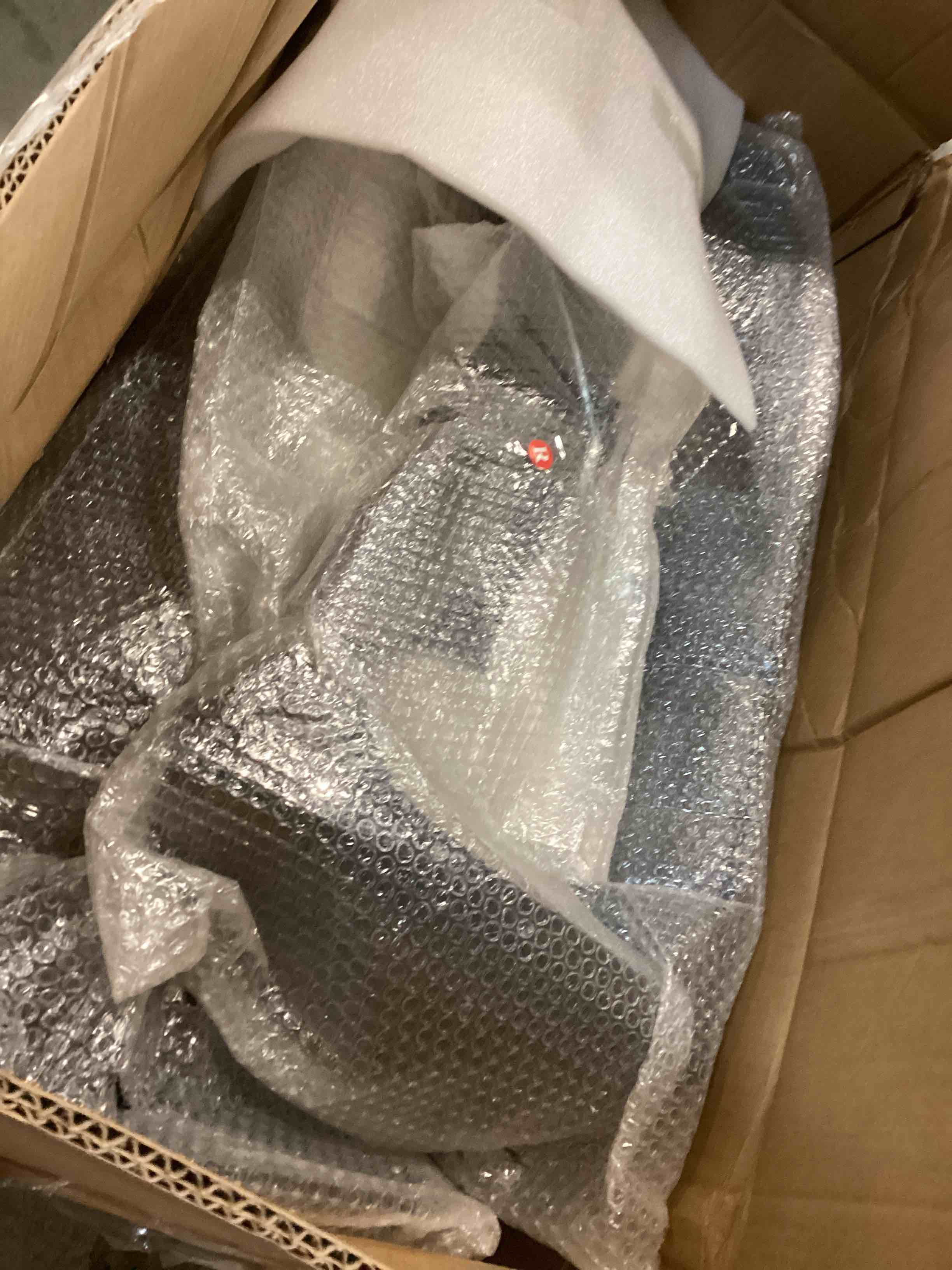 https://s3.amazonaws.com/lotting-images-prod/bidfta/PPE2148041_1741368062645.jpeg