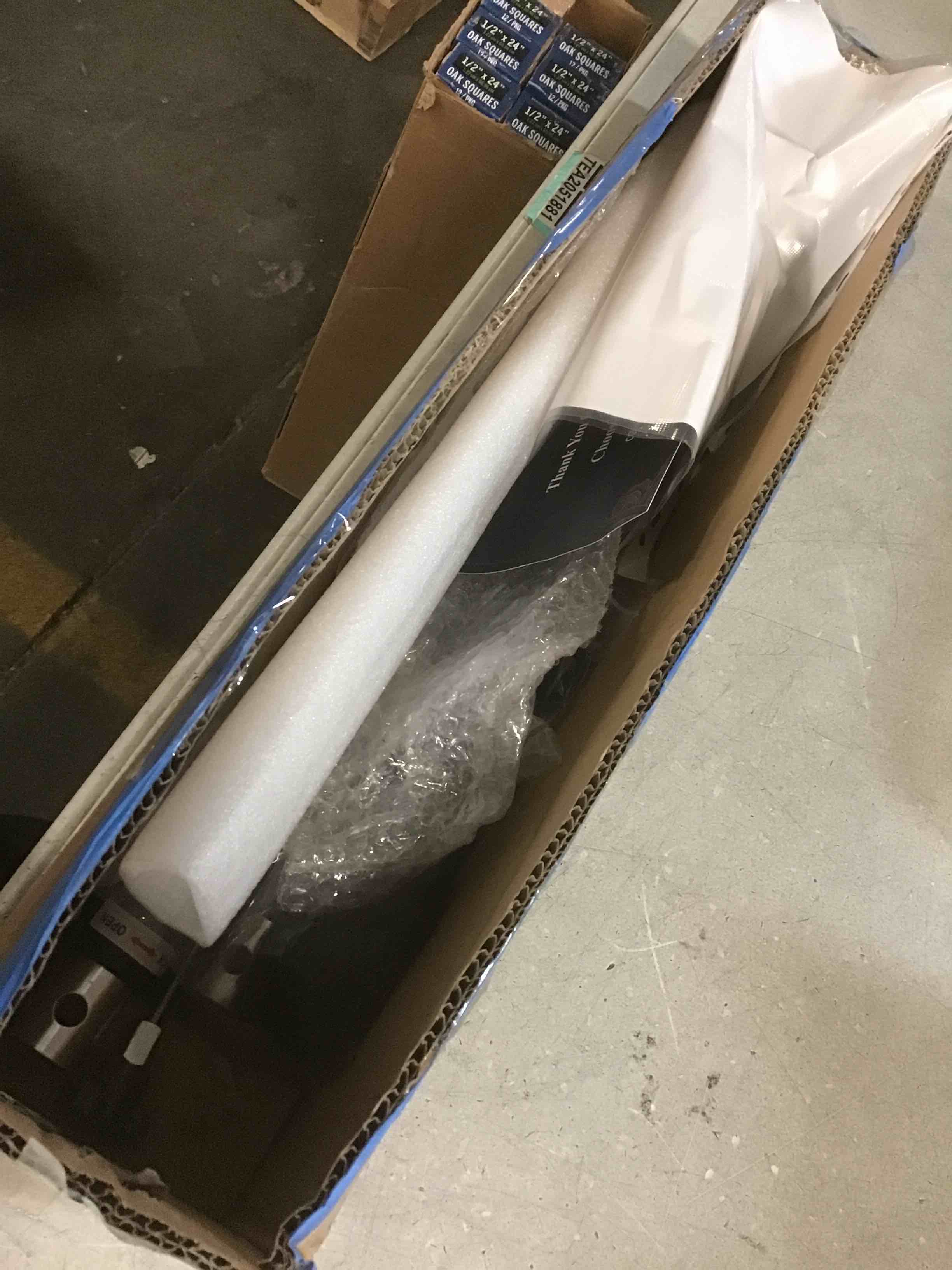https://s3.amazonaws.com/lotting-images-prod/bidfta/PPE2148088_1741608622747.jpeg