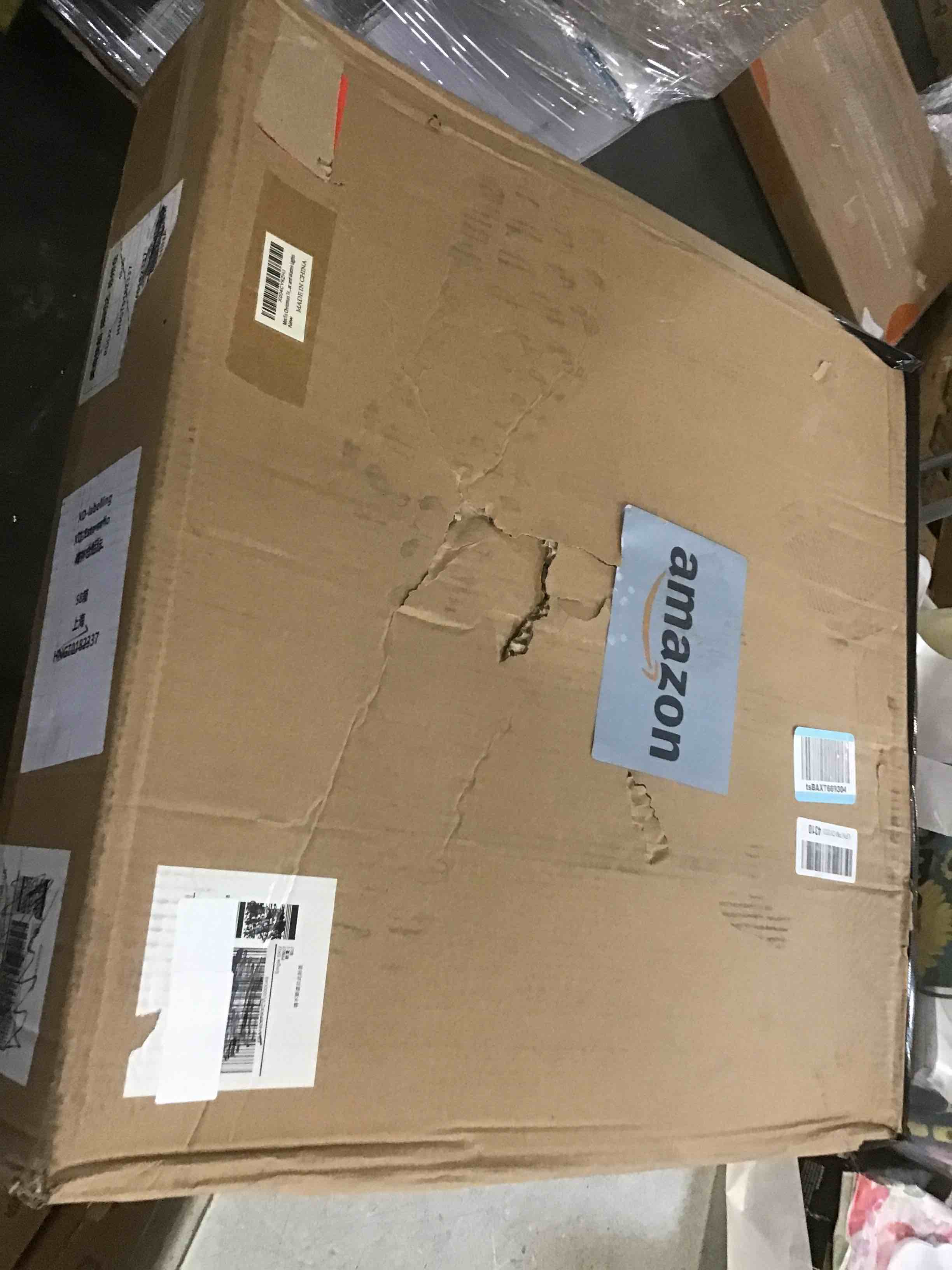 https://s3.amazonaws.com/lotting-images-prod/bidfta/PPE2148206_1741621891977.jpeg