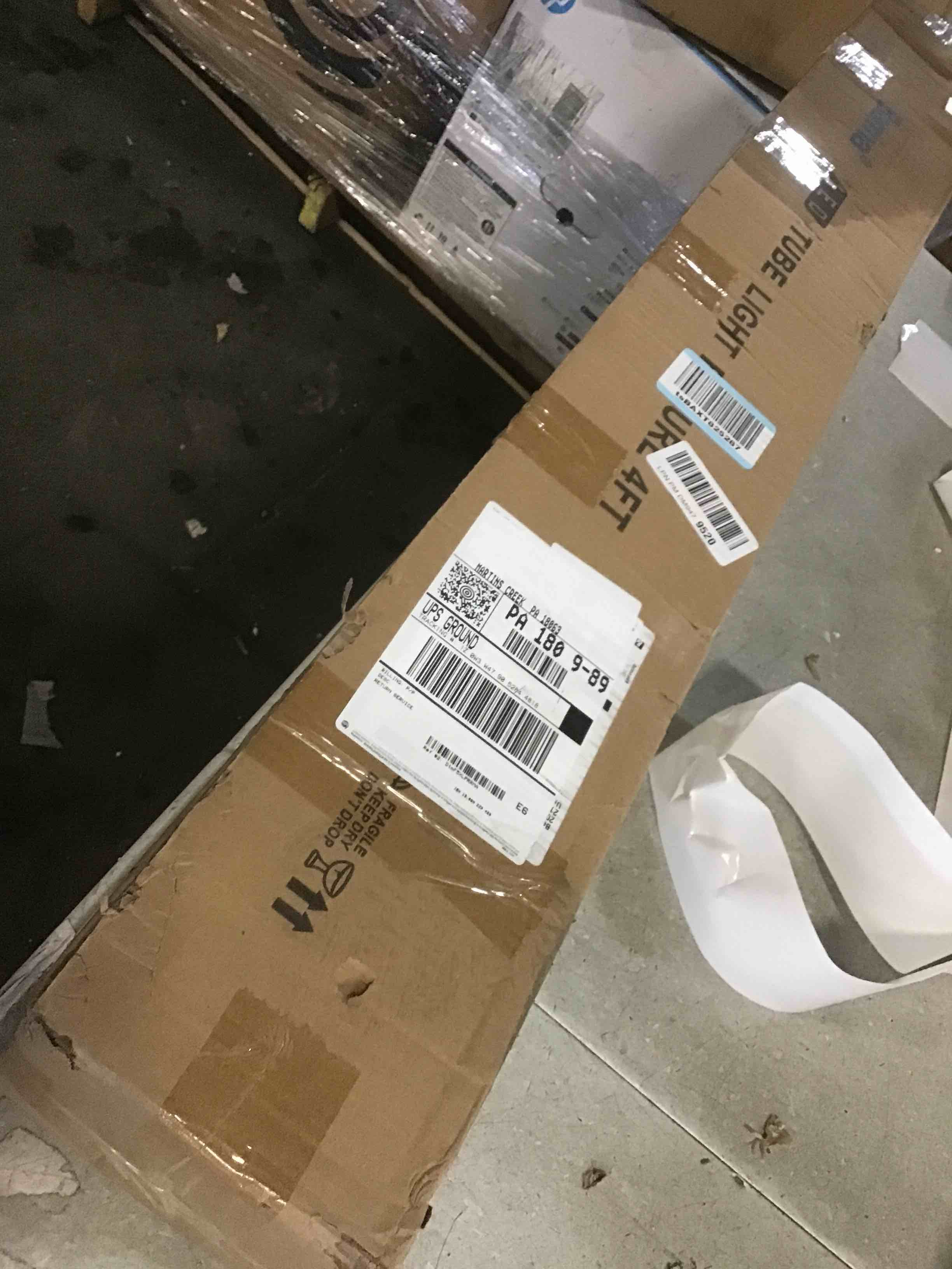 https://s3.amazonaws.com/lotting-images-prod/bidfta/PPE2148216_1741622625928.jpeg