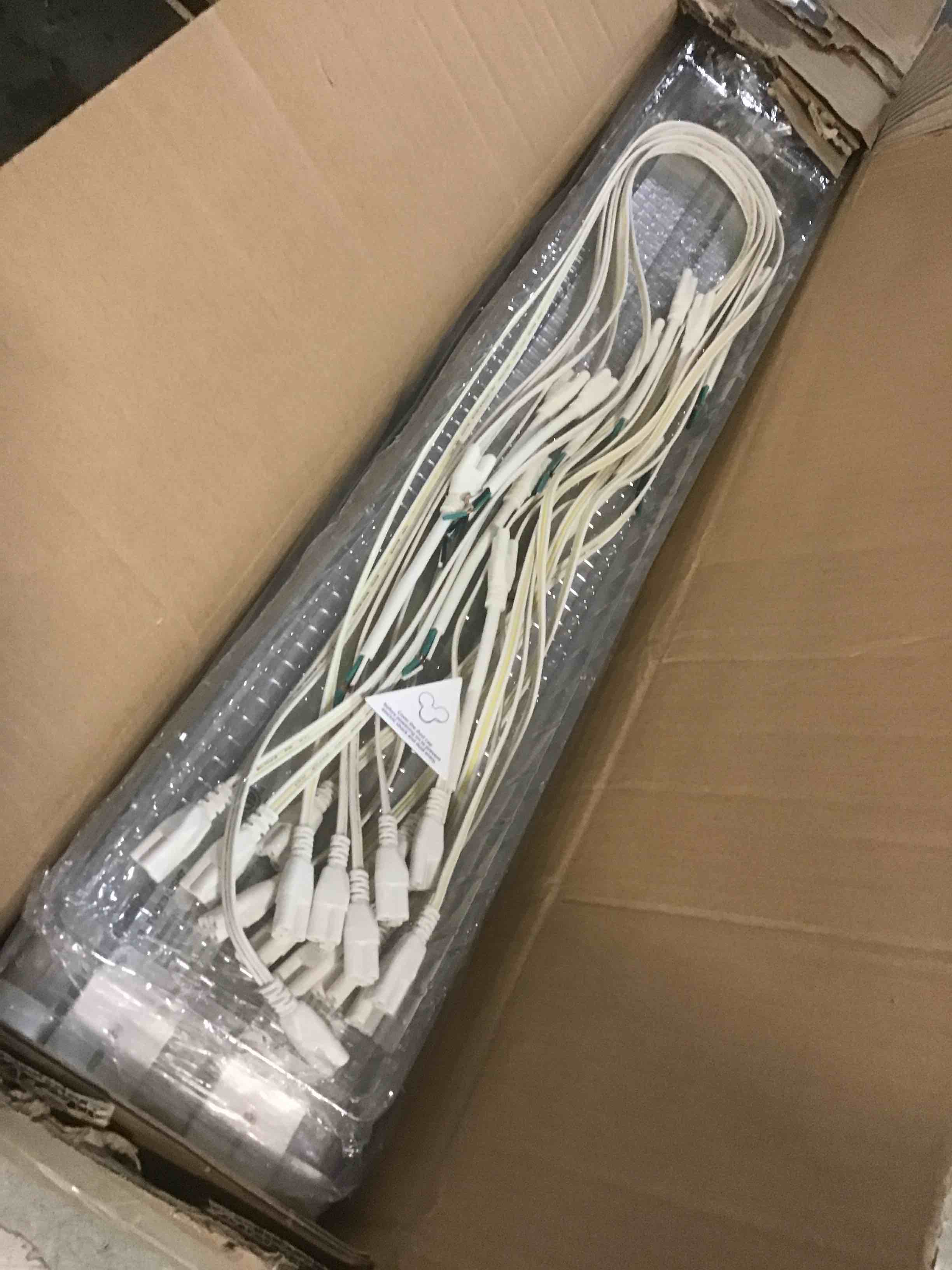 https://s3.amazonaws.com/lotting-images-prod/bidfta/PPE2148216_1741622647268.jpeg
