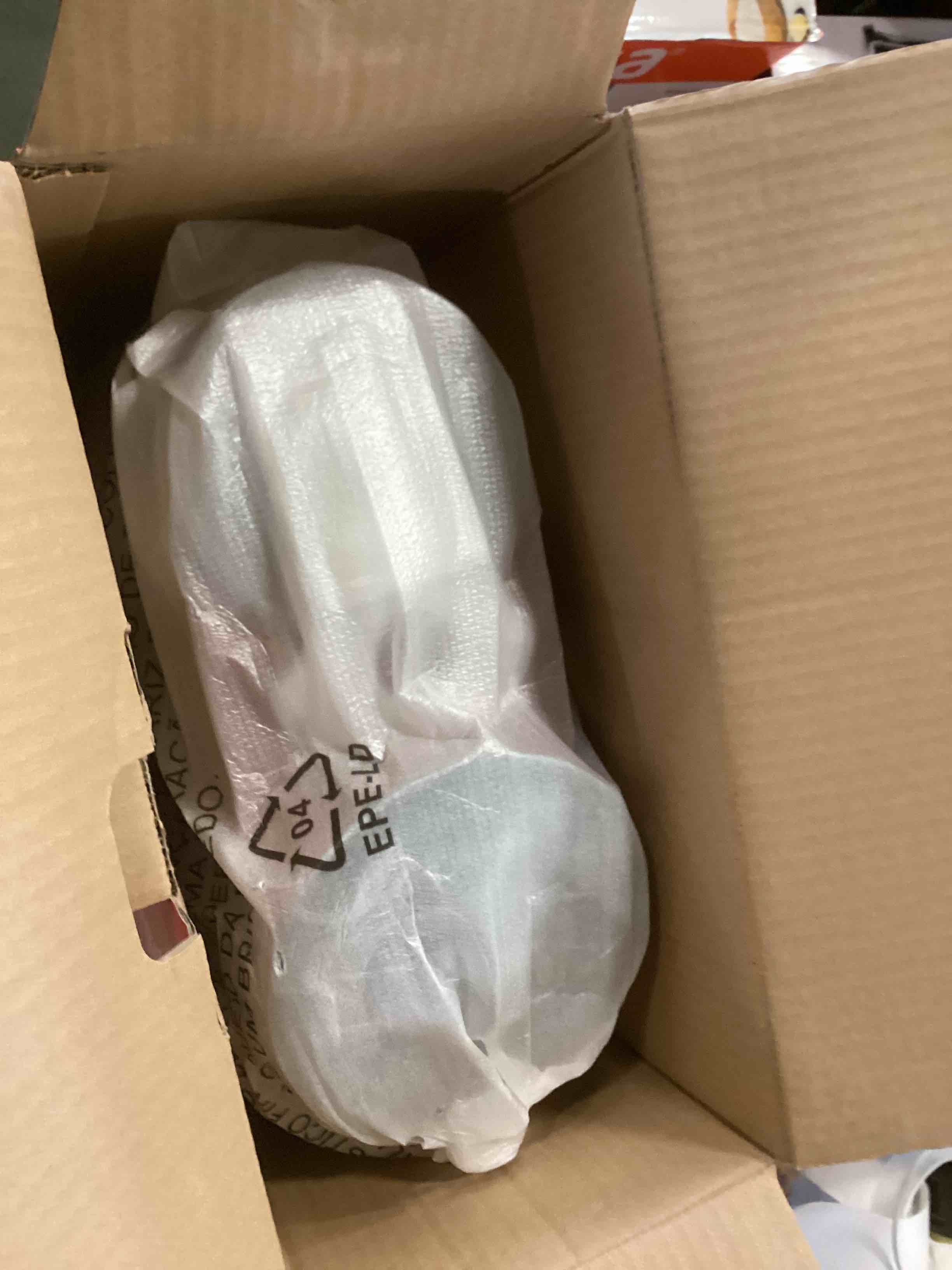 https://s3.amazonaws.com/lotting-images-prod/bidfta/PPE2148363_1741707832679.jpeg