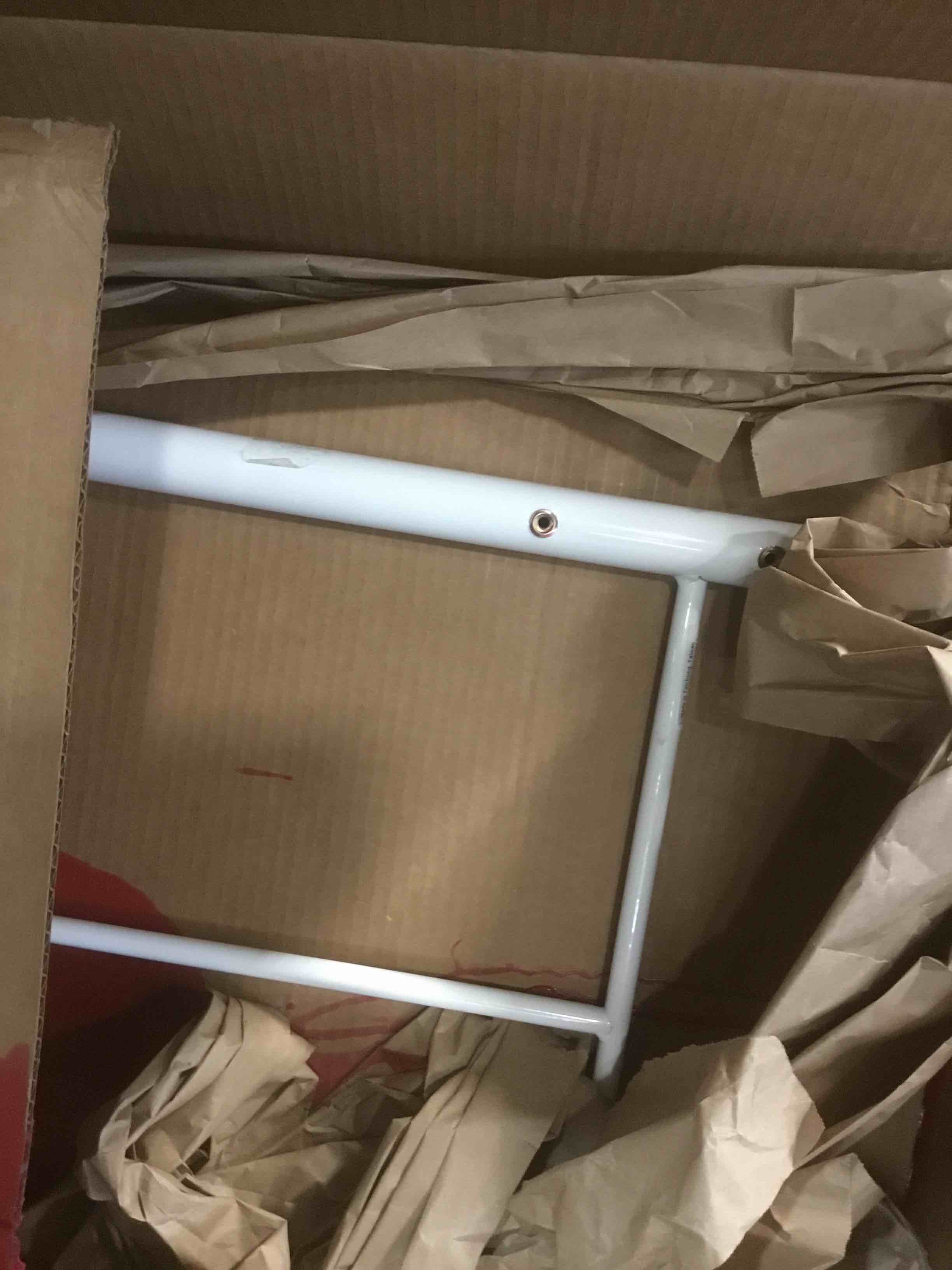 https://s3.amazonaws.com/lotting-images-prod/bidfta/PPE2149287_1741180322935.jpeg