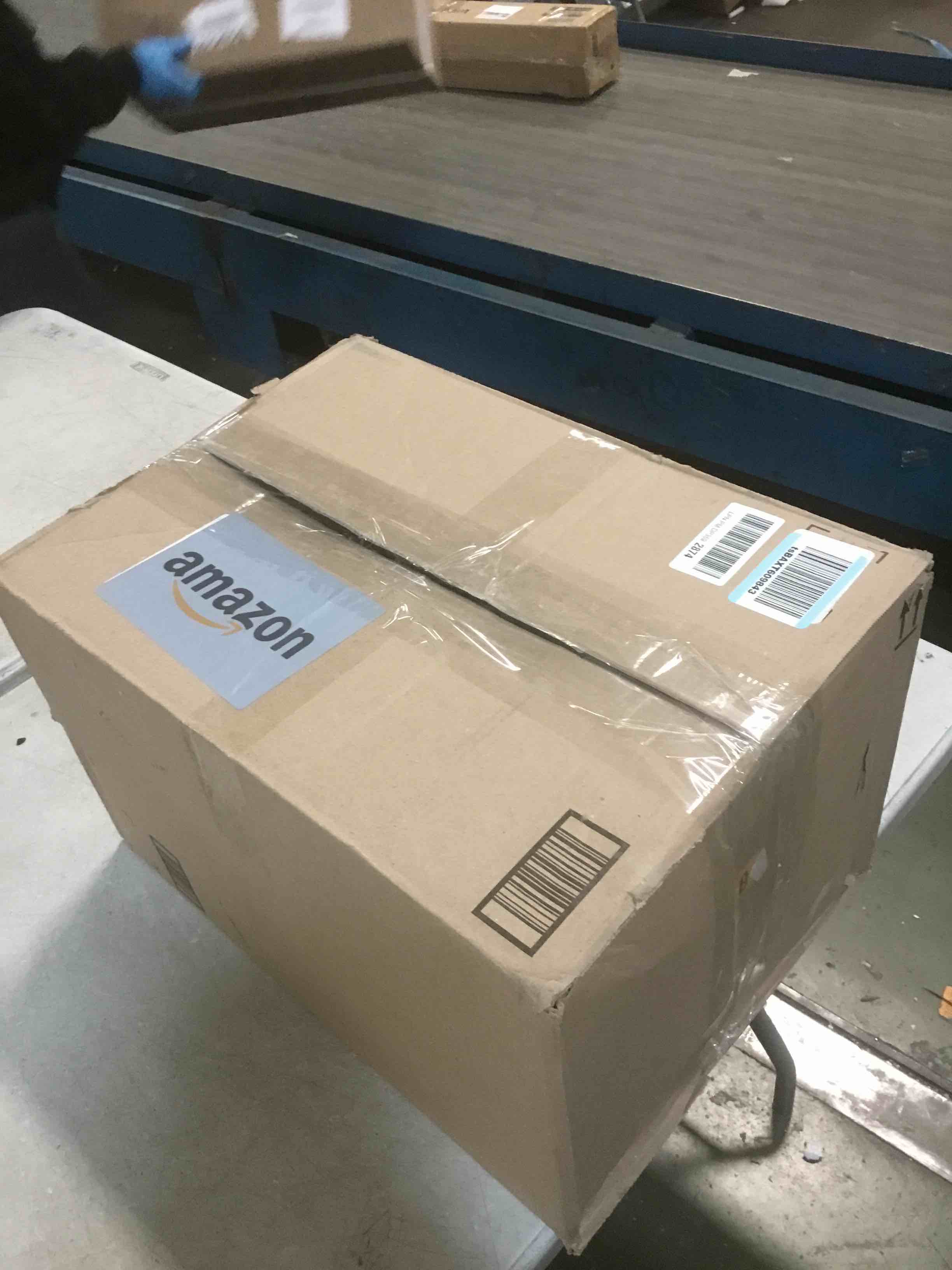 https://s3.amazonaws.com/lotting-images-prod/bidfta/PPE2149472_1741208076952.jpeg