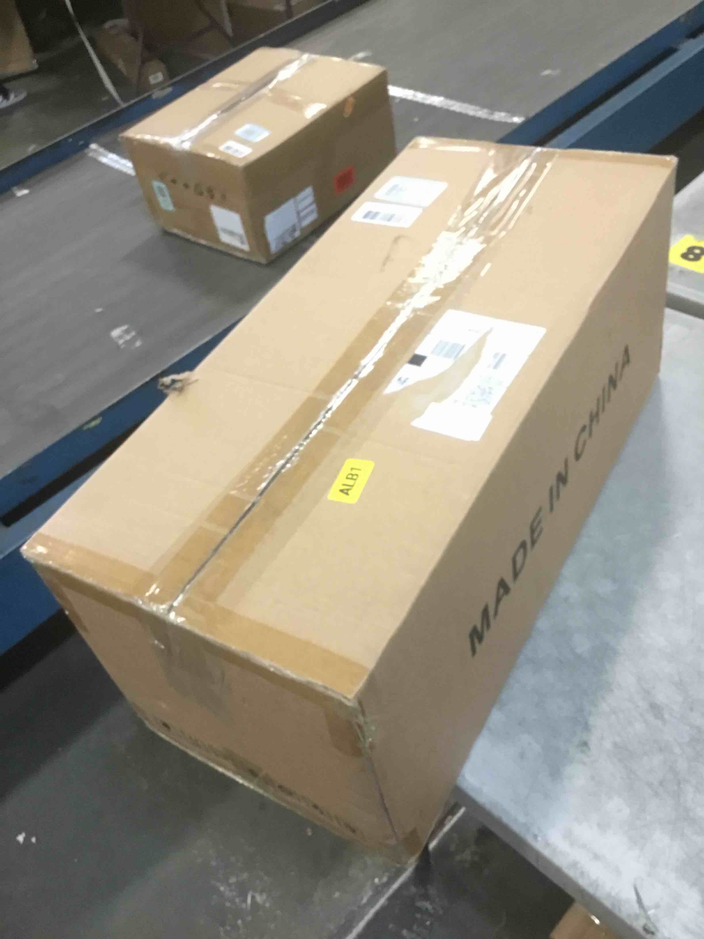 https://s3.amazonaws.com/lotting-images-prod/bidfta/PPE2149657_1741292428865.jpeg