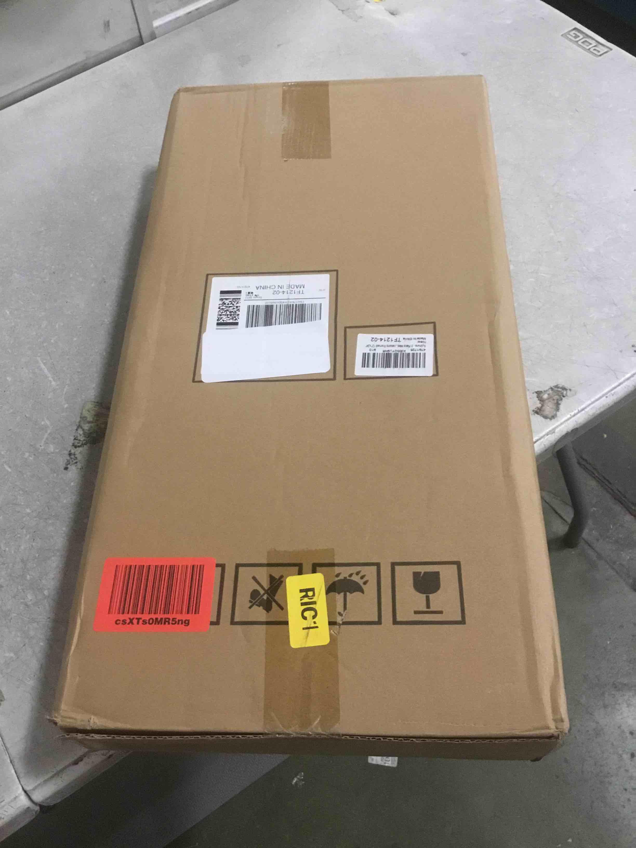 https://s3.amazonaws.com/lotting-images-prod/bidfta/PPE2150284_1741868103402.jpeg