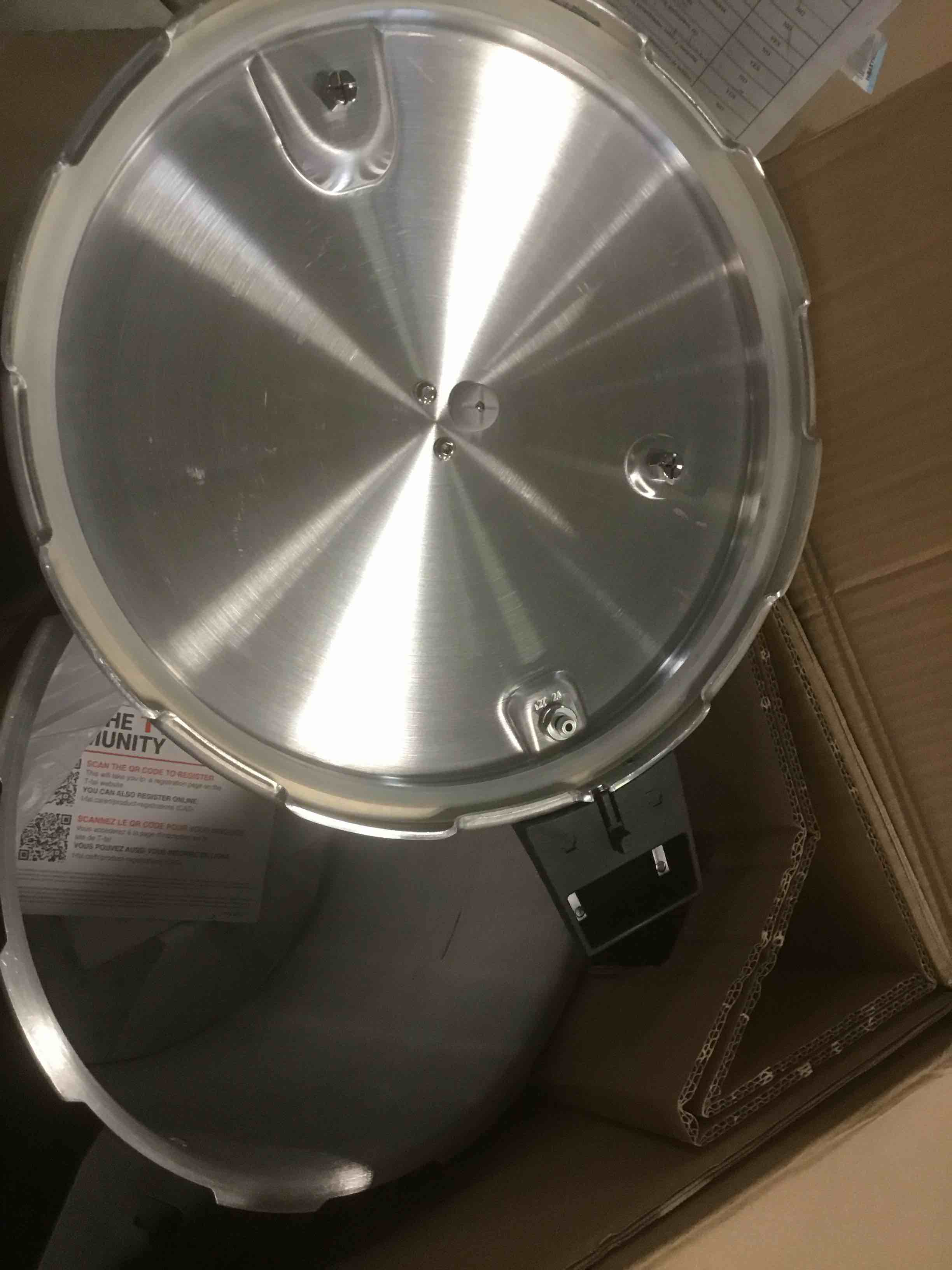 https://s3.amazonaws.com/lotting-images-prod/bidfta/PPE2150391_1741883010585.jpeg