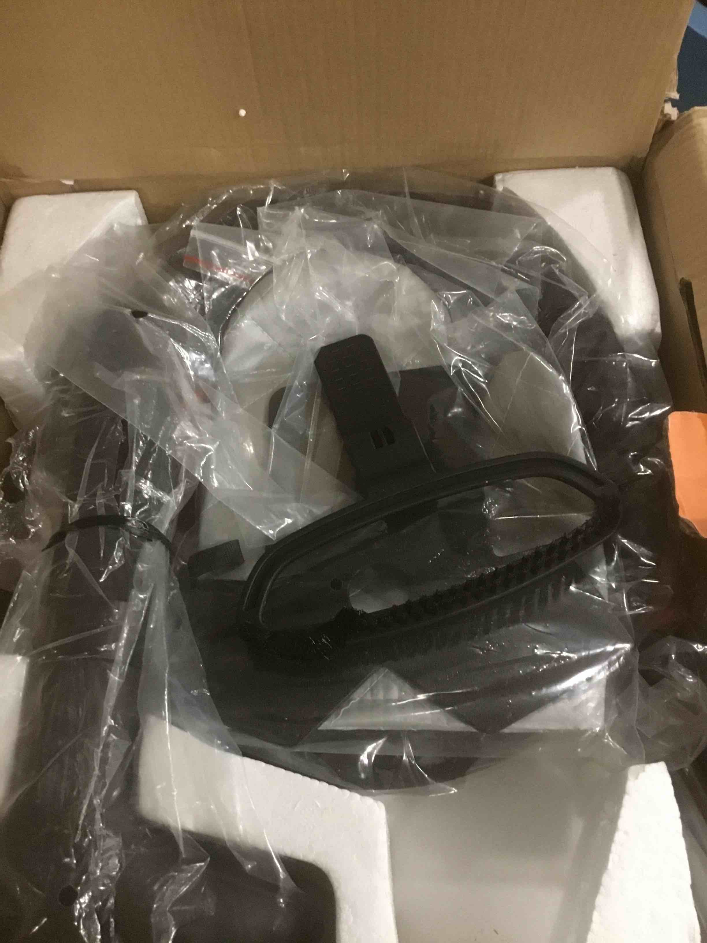 https://s3.amazonaws.com/lotting-images-prod/bidfta/PPE2150652_1742216423842.jpeg