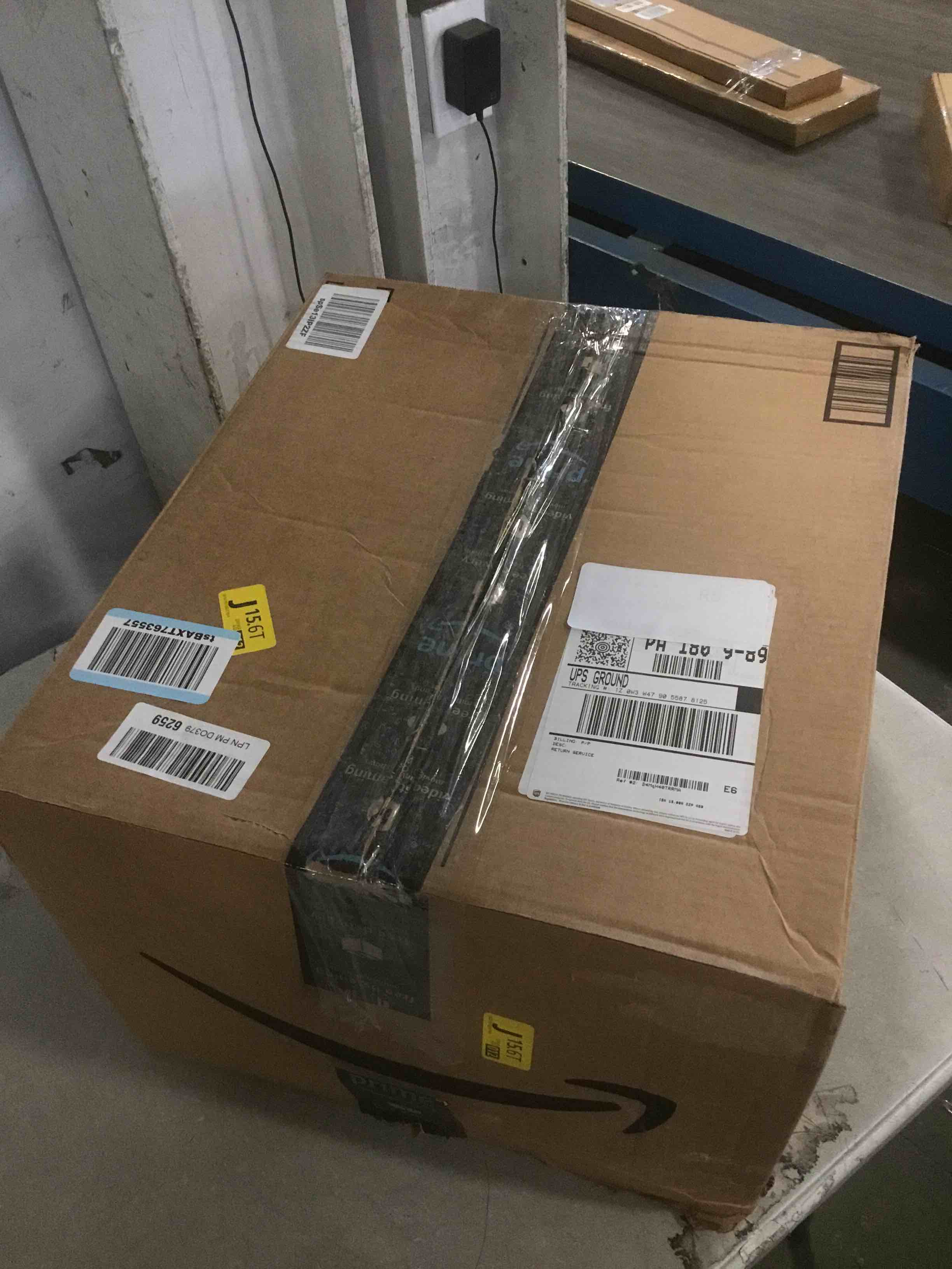 https://s3.amazonaws.com/lotting-images-prod/bidfta/PPE2150676_1742222920491.jpeg