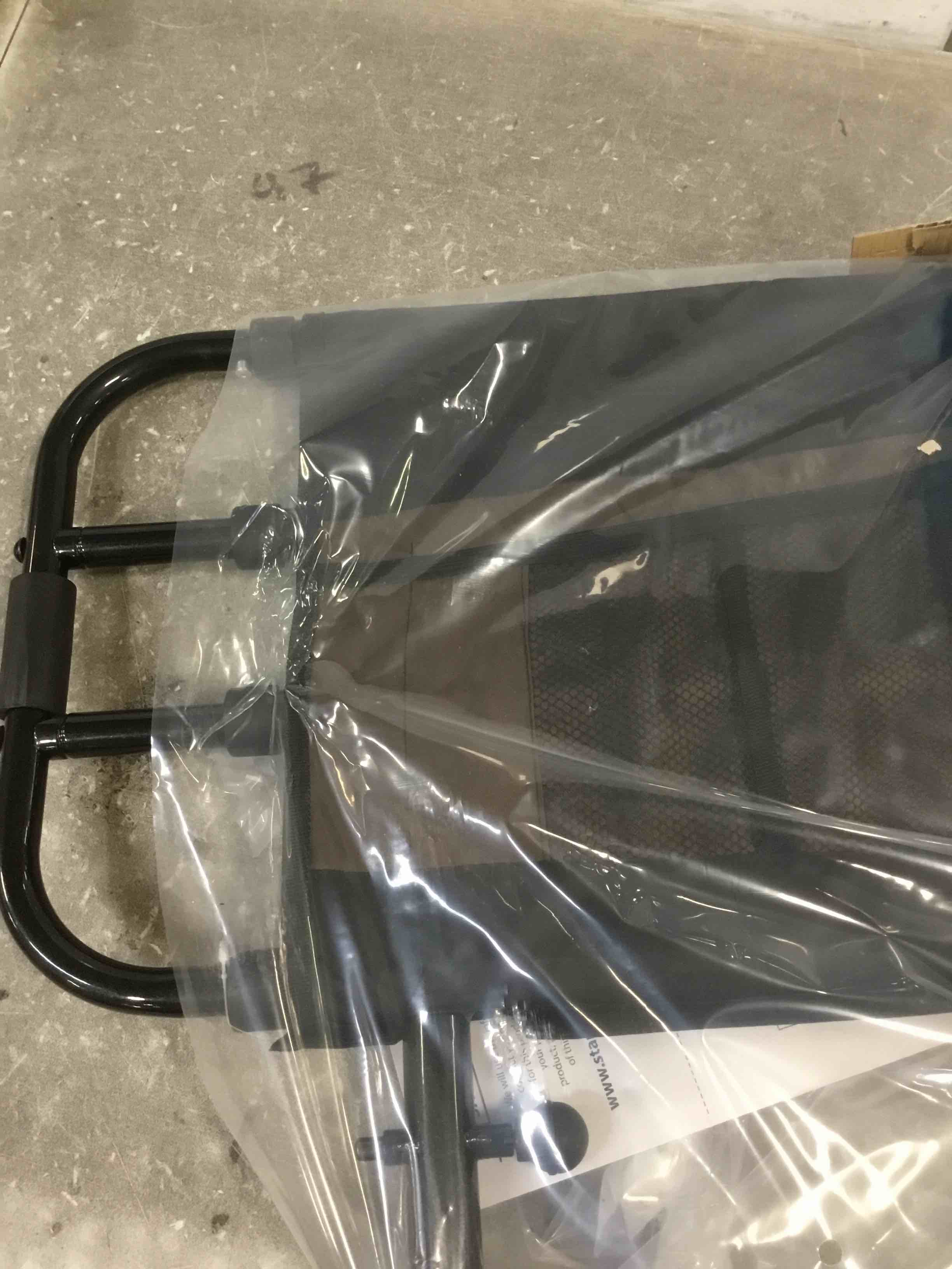 https://s3.amazonaws.com/lotting-images-prod/bidfta/PPE2151065_1742398719837.jpeg