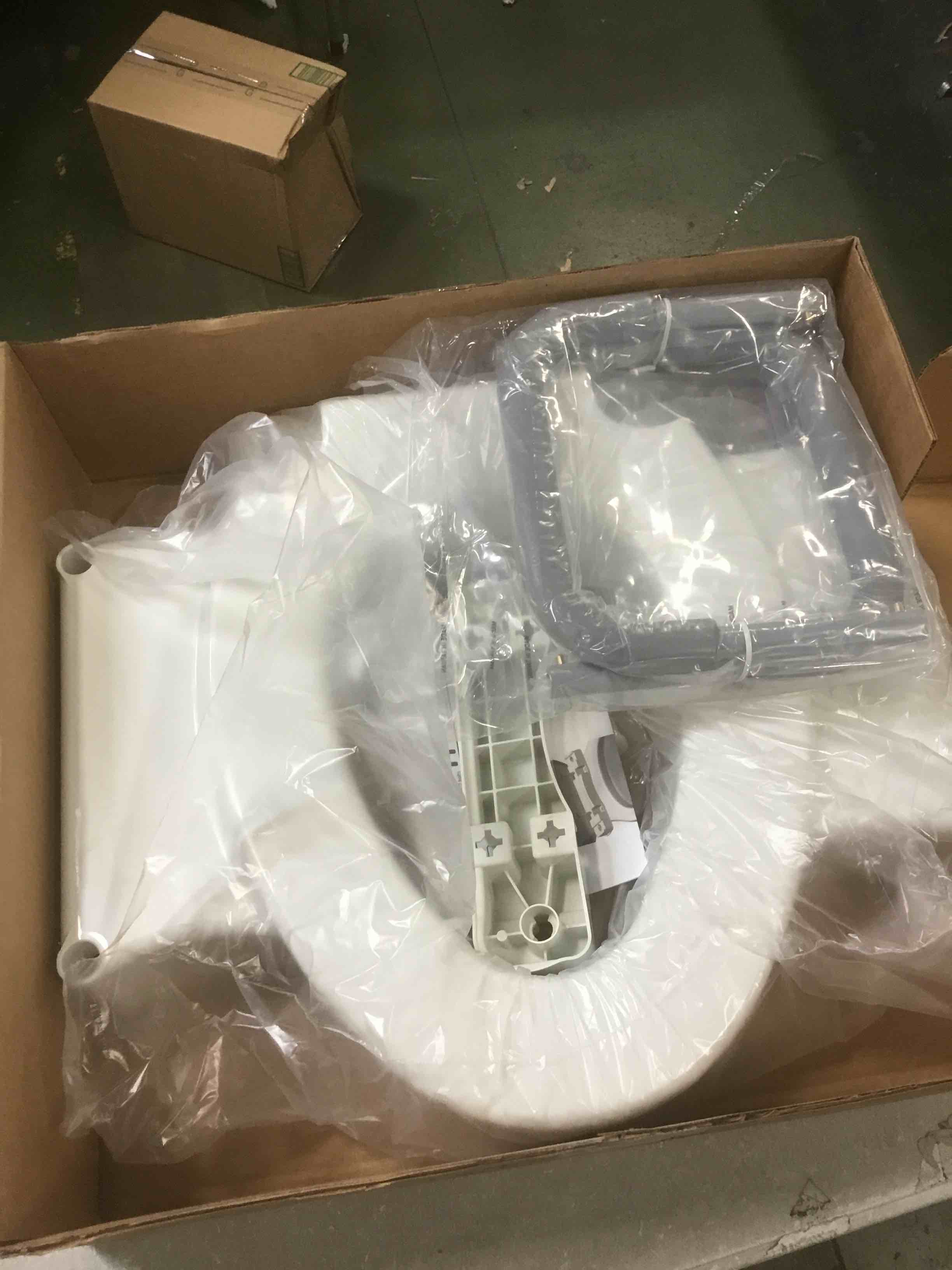 https://s3.amazonaws.com/lotting-images-prod/bidfta/PPE2151513_1742833101853.jpeg