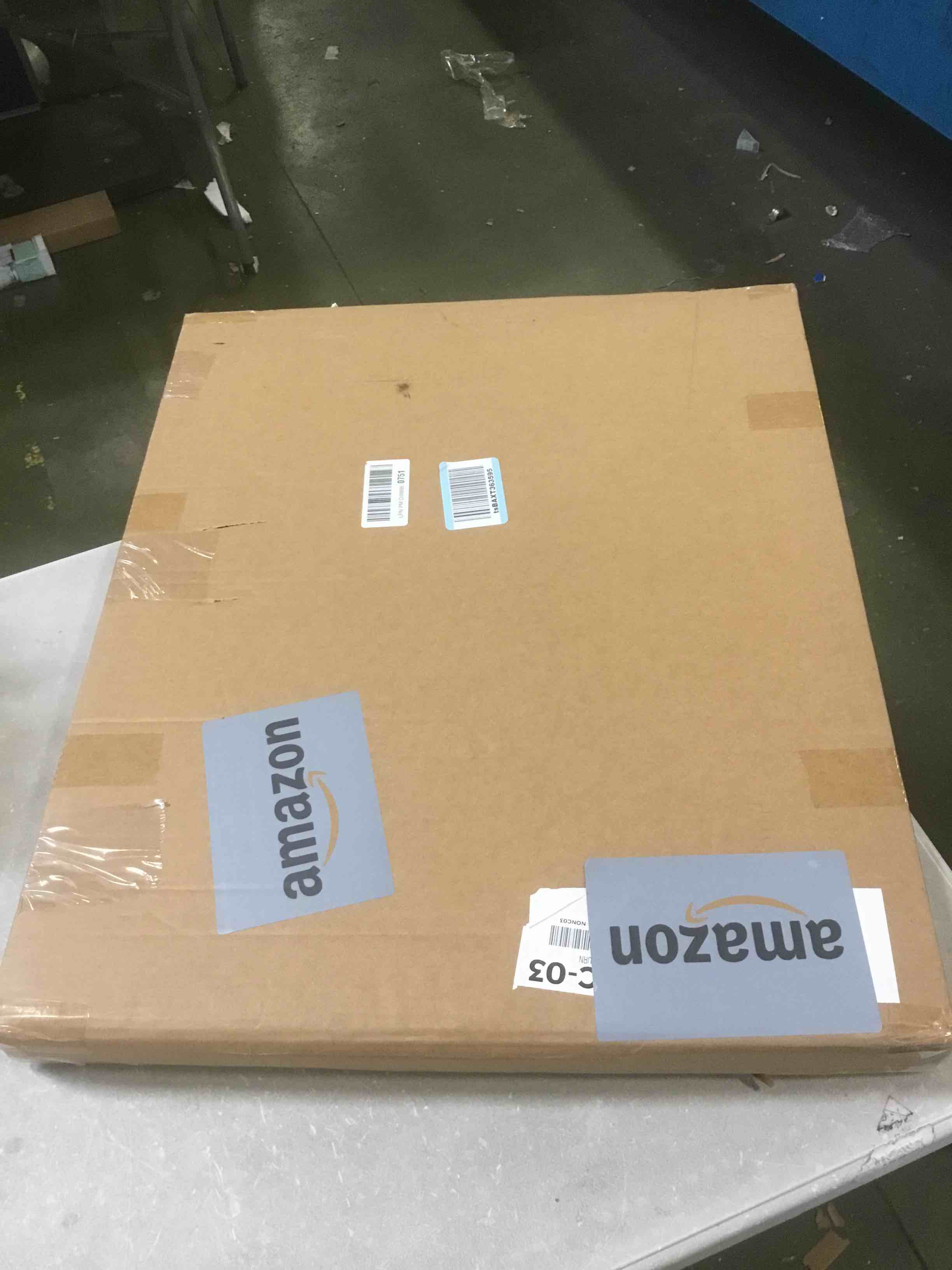 https://s3.amazonaws.com/lotting-images-prod/bidfta/PPE2151604_1742845417422.jpeg