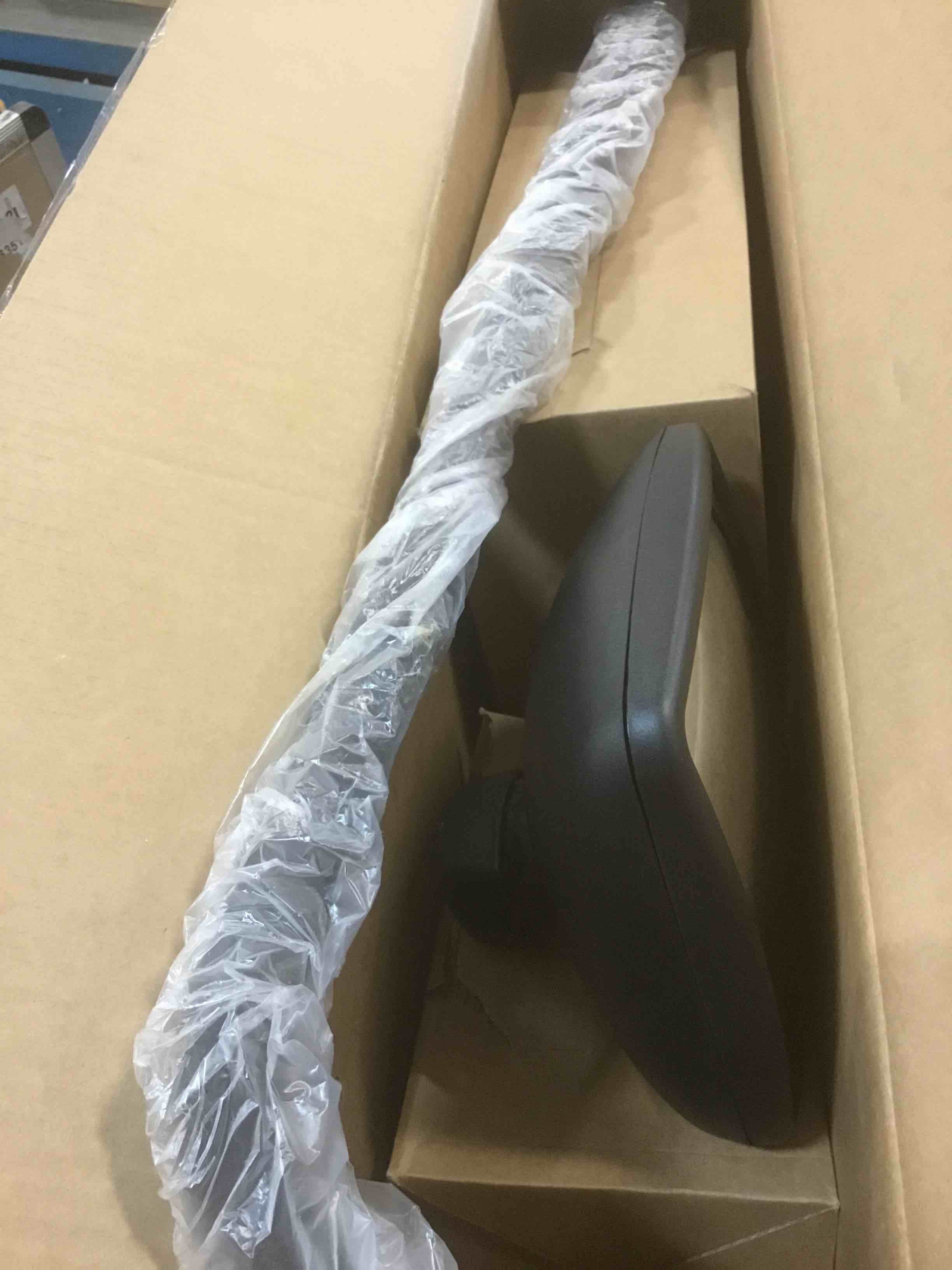 https://s3.amazonaws.com/lotting-images-prod/bidfta/PPE2151922_1743005668410.jpeg