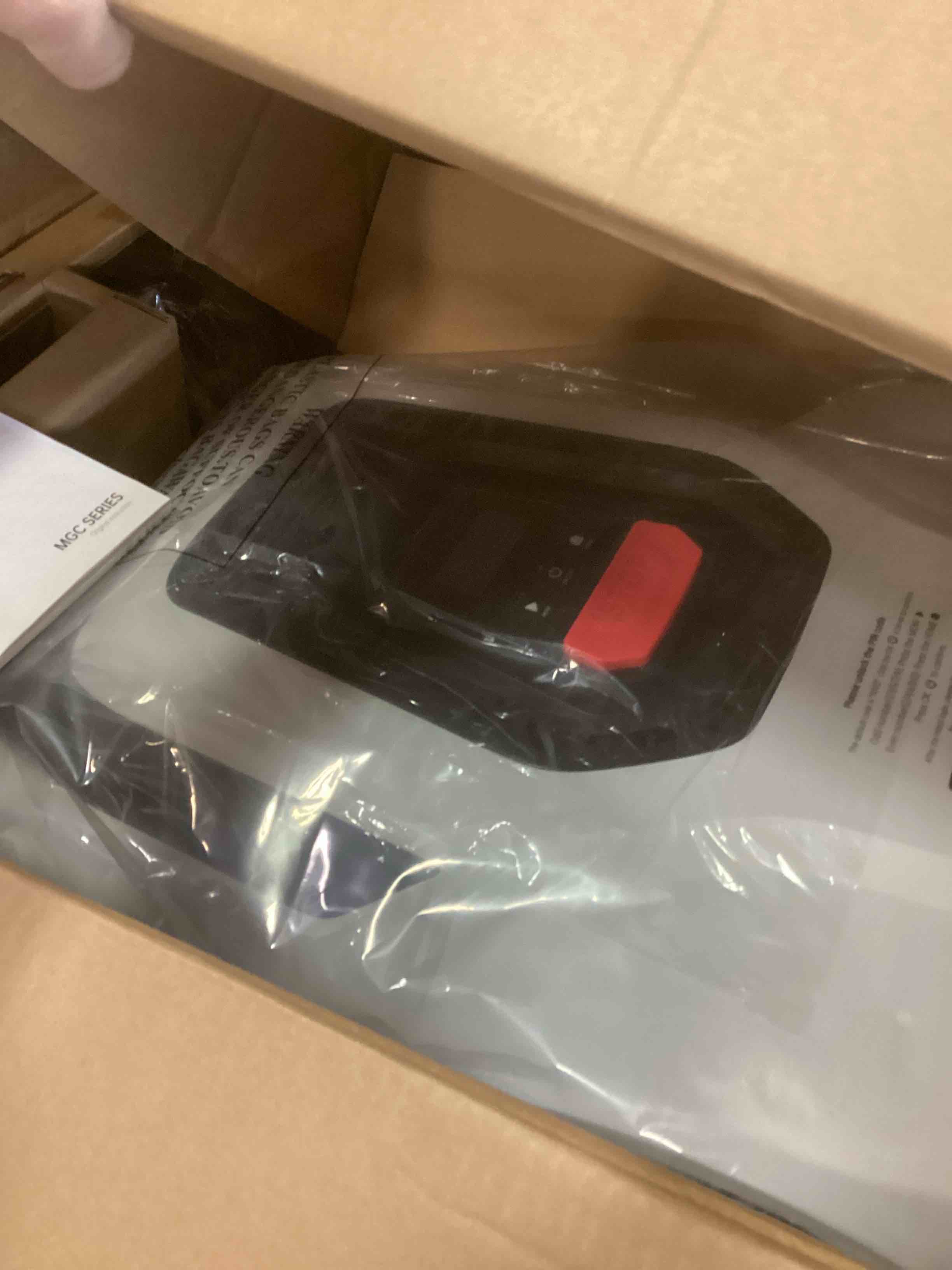 https://s3.amazonaws.com/lotting-images-prod/bidfta/PPE2158175_1738174788108.jpeg